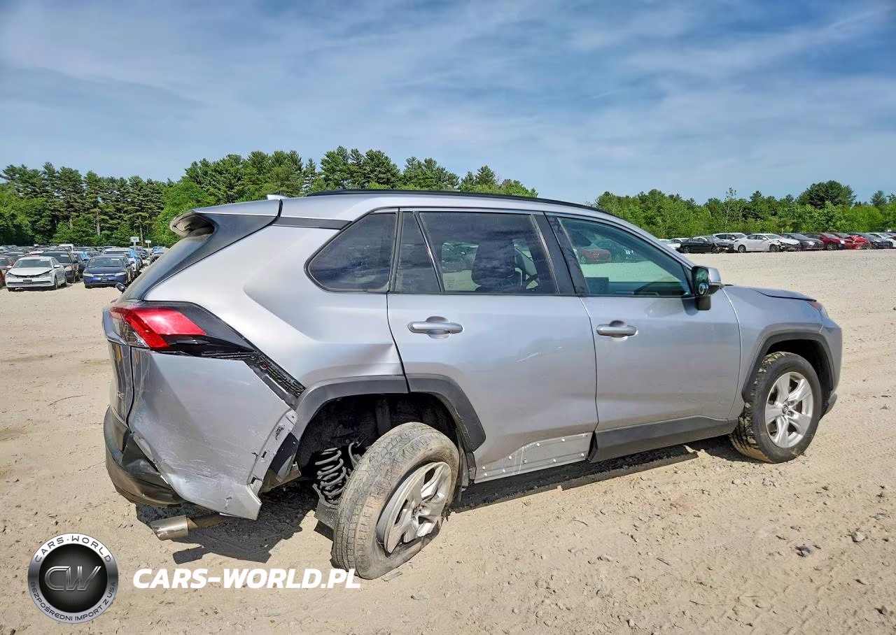 2020 Toyota Rav4 Xle VIN:2T3P1RFV8LC094021 - 3