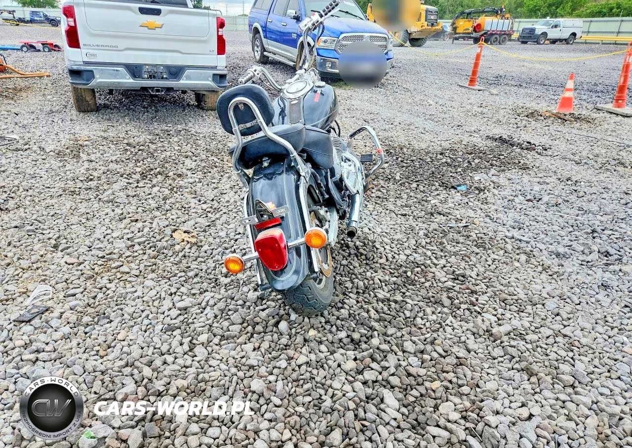 2000 Yamaha Xvz13 At VIN:JYAVP01E8YA000759 - 4