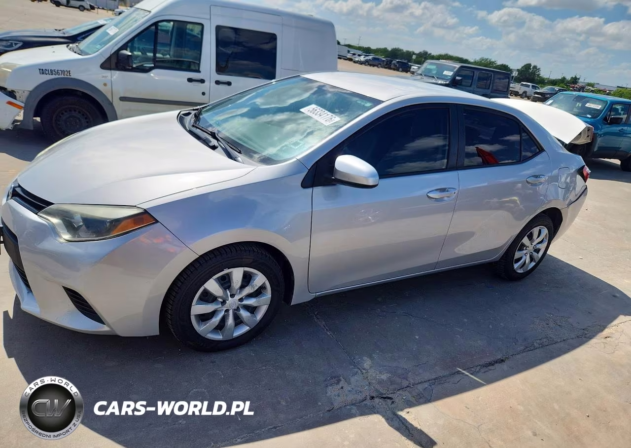 2014 Toyota Corolla Le – zdjęcie 1 z 12