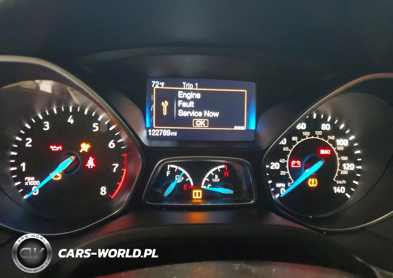 2018 Ford Focus Se VIN:1FADP3FE8JL203130 - 9
