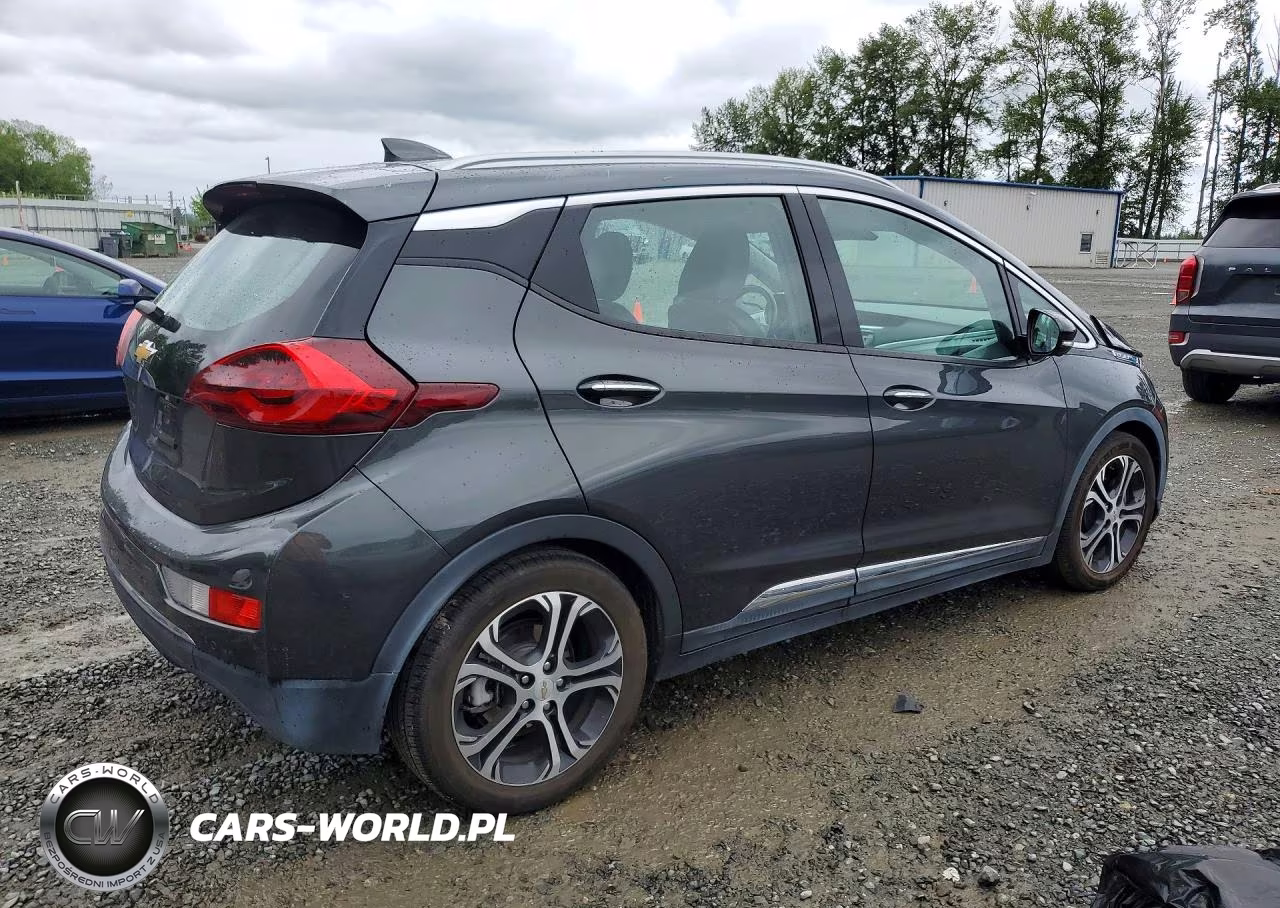 2021 Chevrolet Bolt Ev Premier VIN:1G1FZ6S06M4107836 - 3