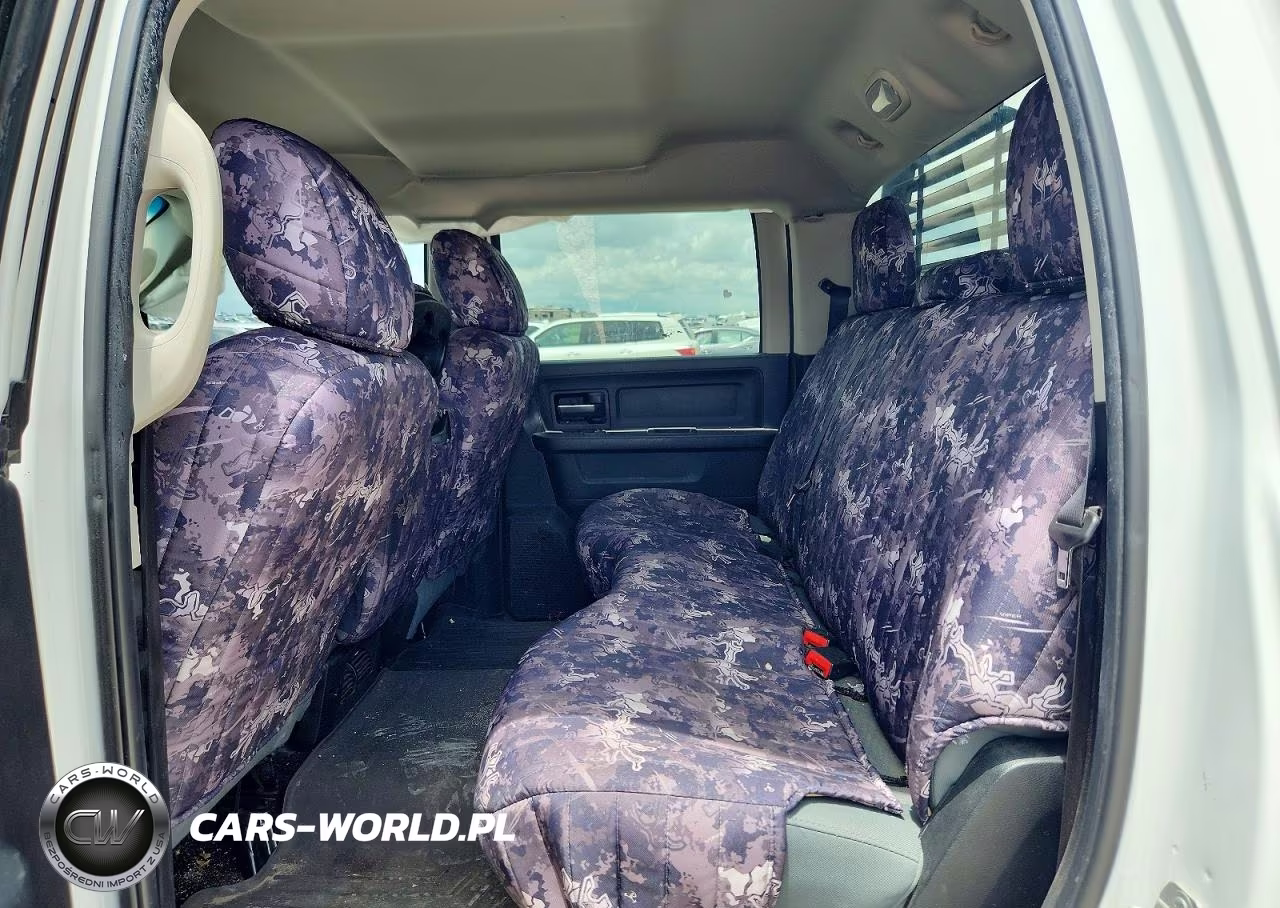 2018 Ram 2500 St VIN:3C6UR5HL6JG222405 - 10