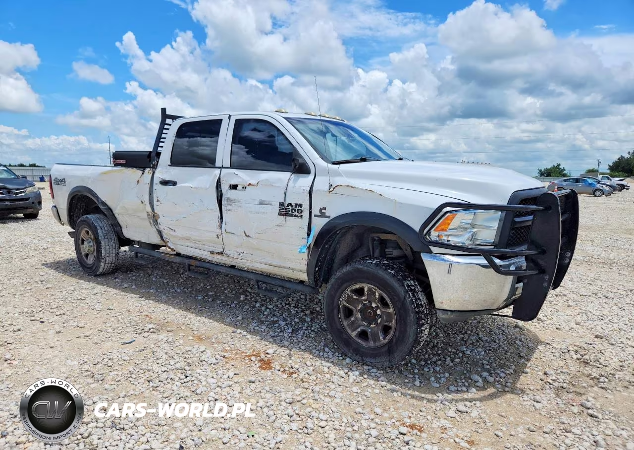 2018 Ram 2500 St VIN:3C6UR5HL6JG222405 - 4