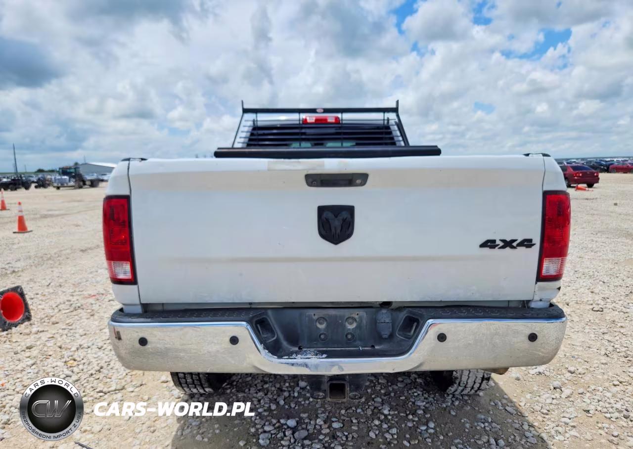 2018 Ram 2500 St VIN:3C6UR5HL6JG222405 - 6