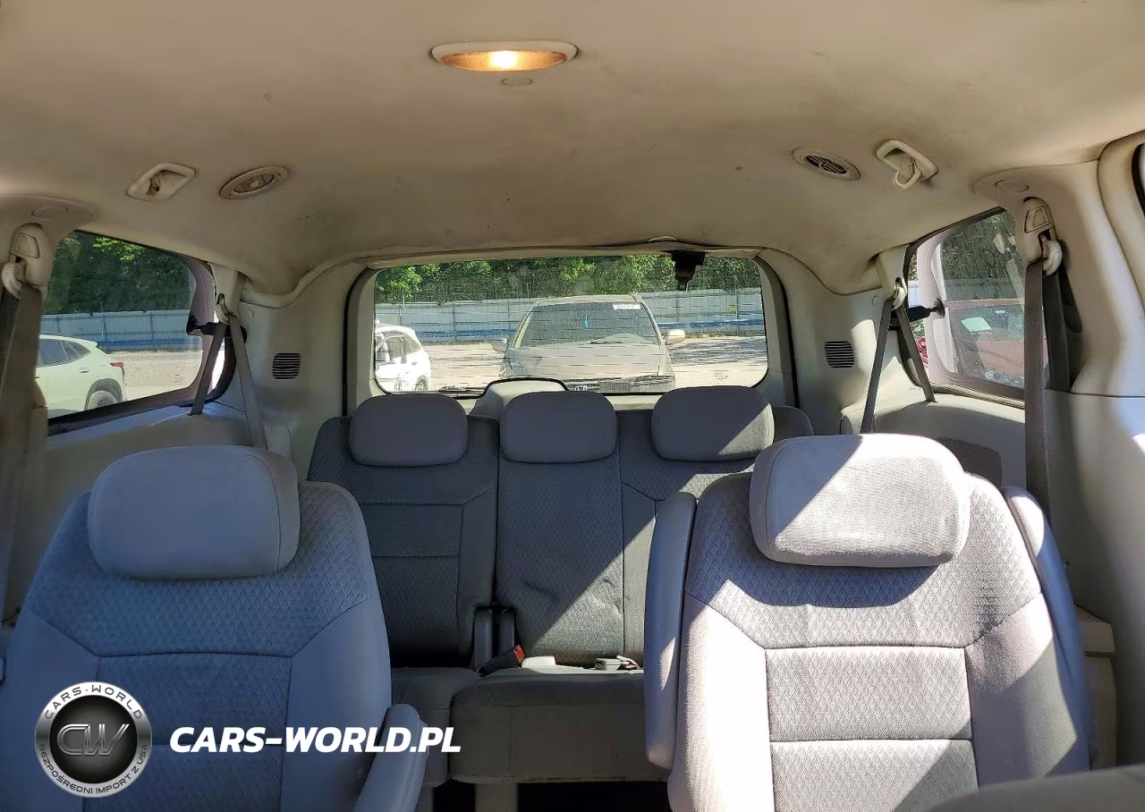 2009 Chrysler Town & Country Lx VIN:2A8HR44E09R552244 - 10