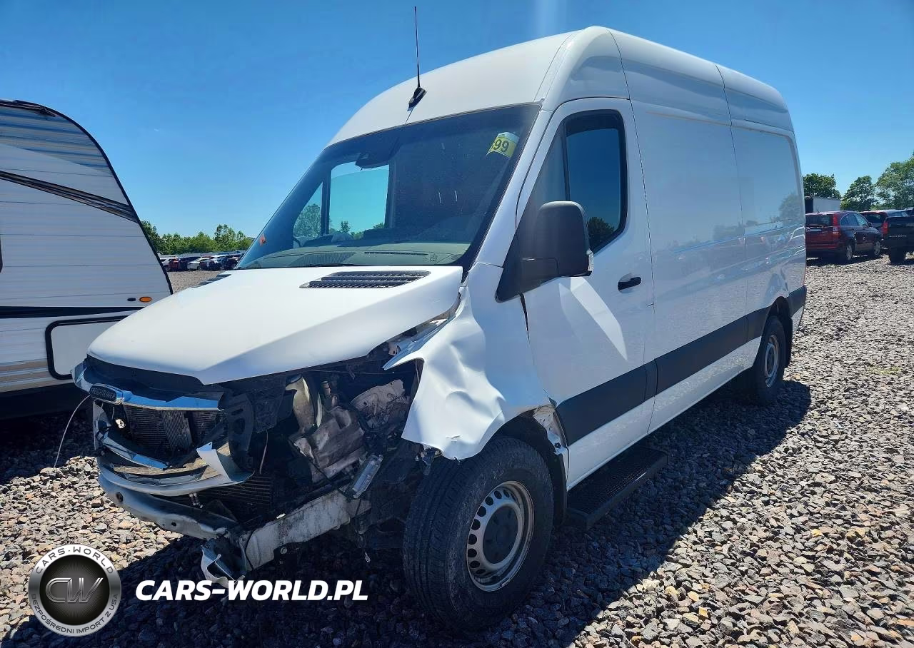 2021 Freightliner Sprinter 2500 – zdjęcie 1 z 12