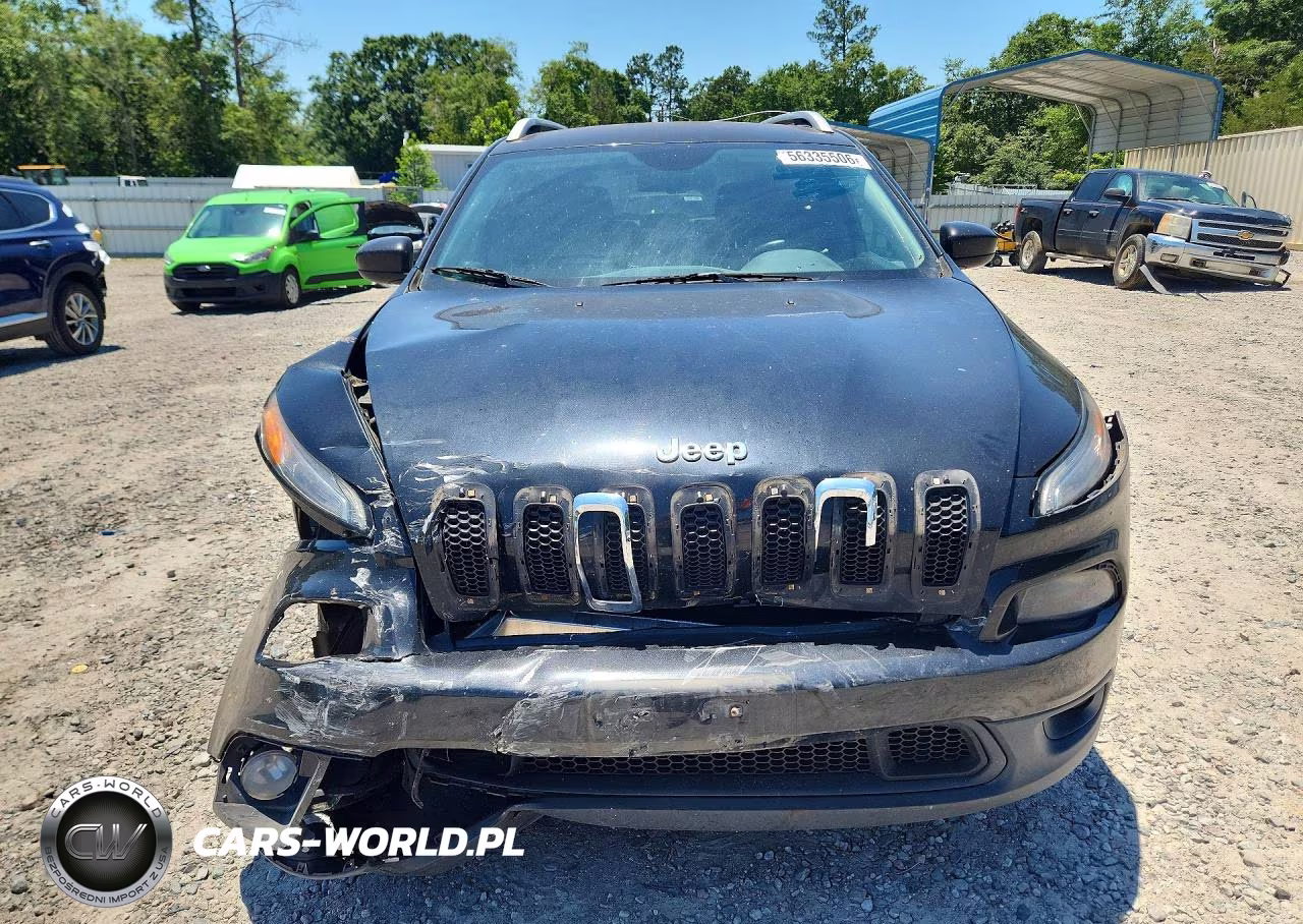 2015 Jeep Cherokee Latitude VIN:1C4PJLCB3FW761136 - 5