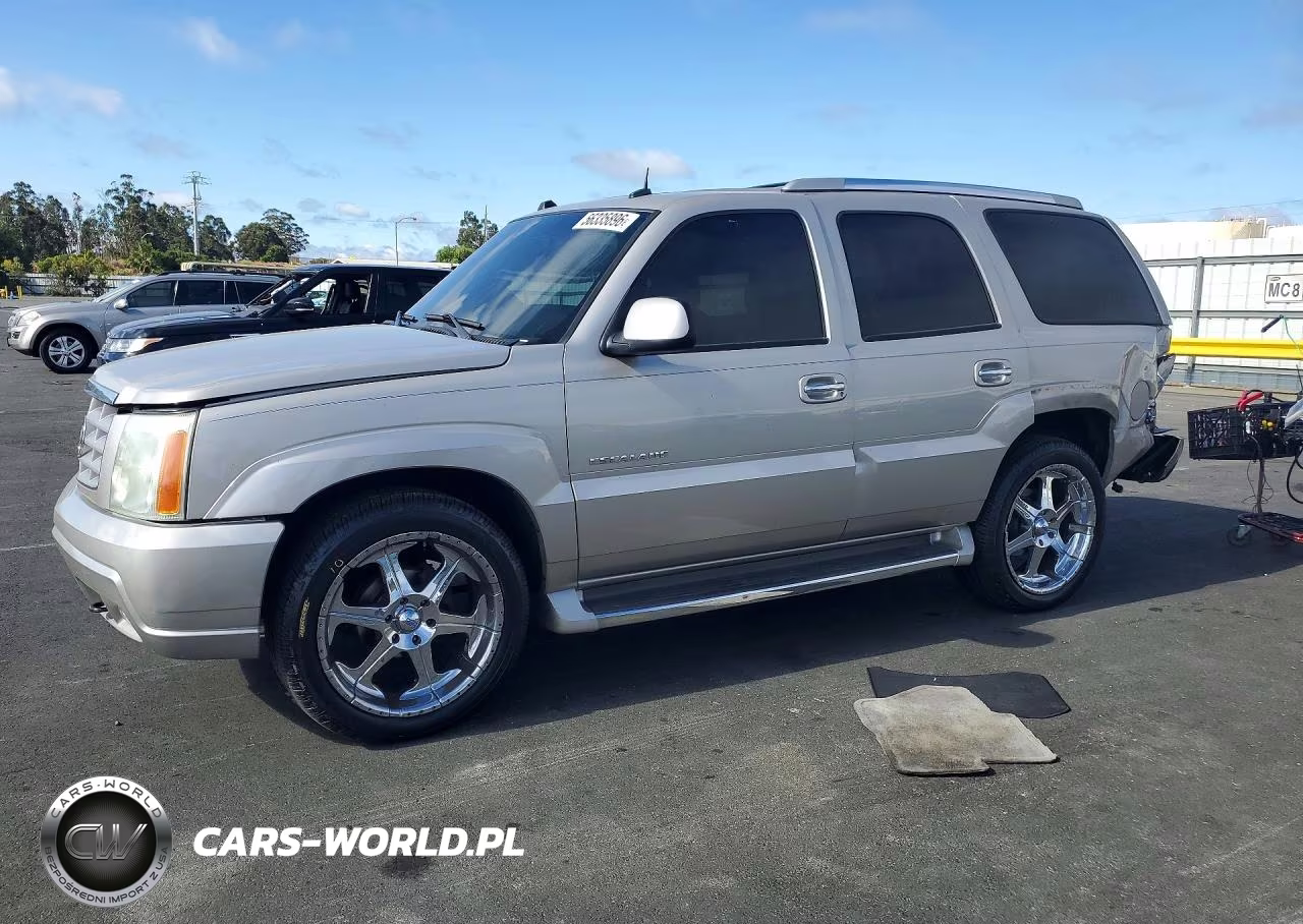 2004 Cadillac Escalade Luxury