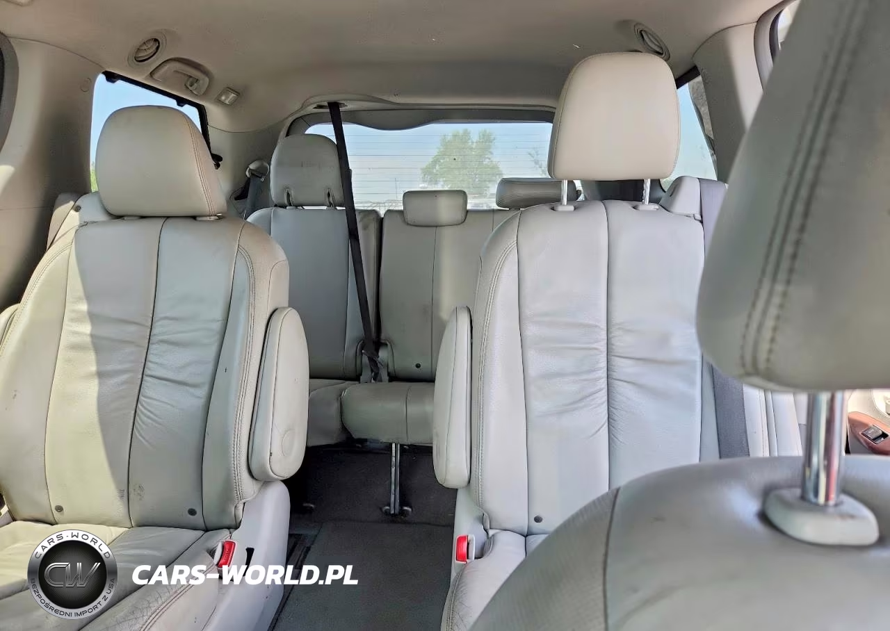 2011 Toyota Sienna Xle 7-Passenger VIN:5TDDK3DC4BS004683 - 10