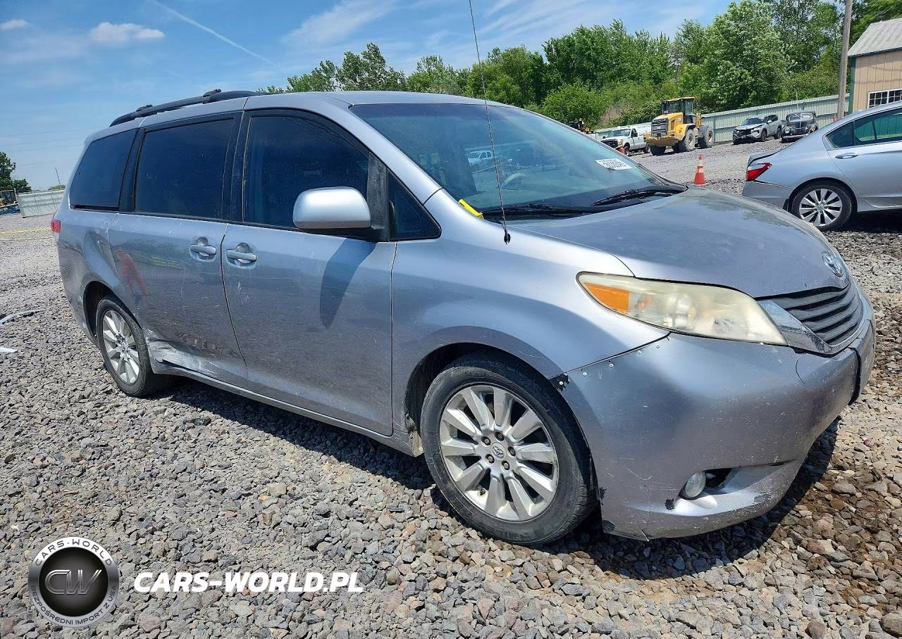 2011 Toyota Sienna Xle 7-Passenger VIN:5TDDK3DC4BS004683 - 4