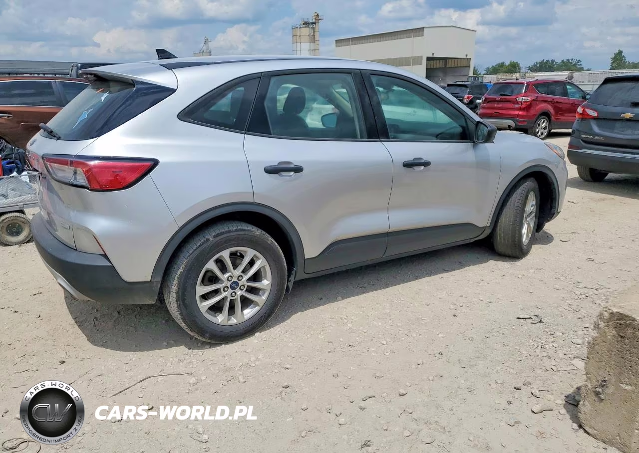 2020 Ford Escape S VIN:1FMCU0F63LUA47027 - 3
