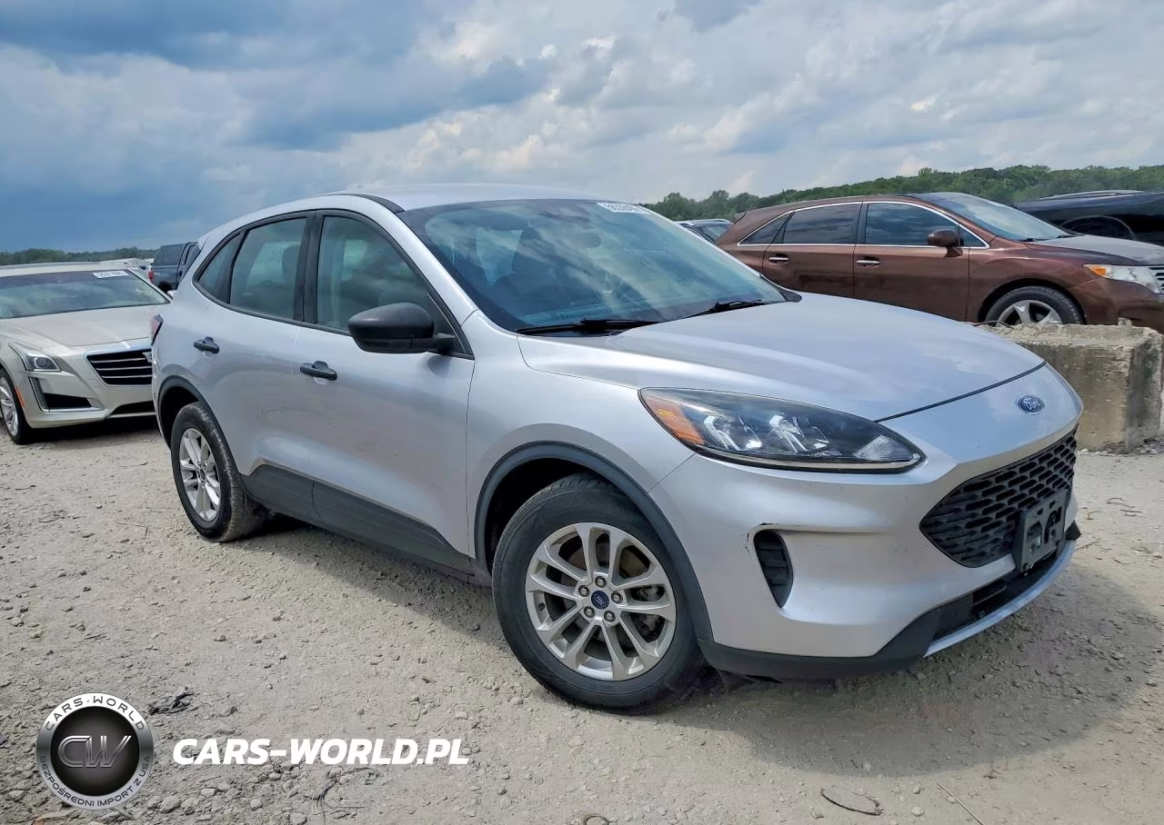 2020 Ford Escape S VIN:1FMCU0F63LUA47027 - 4