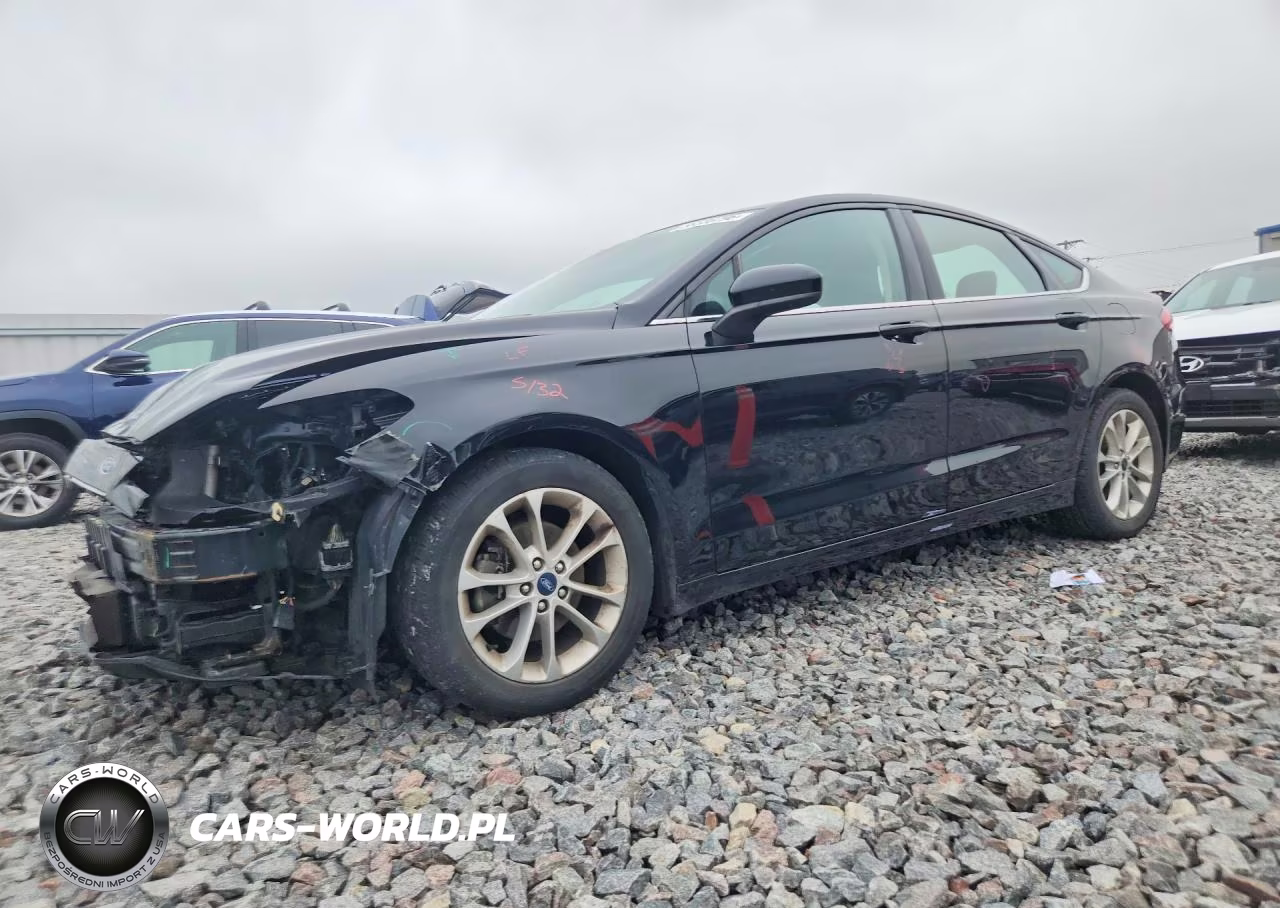 2019 Ford Fusion Se – zdjęcie 1 z 13