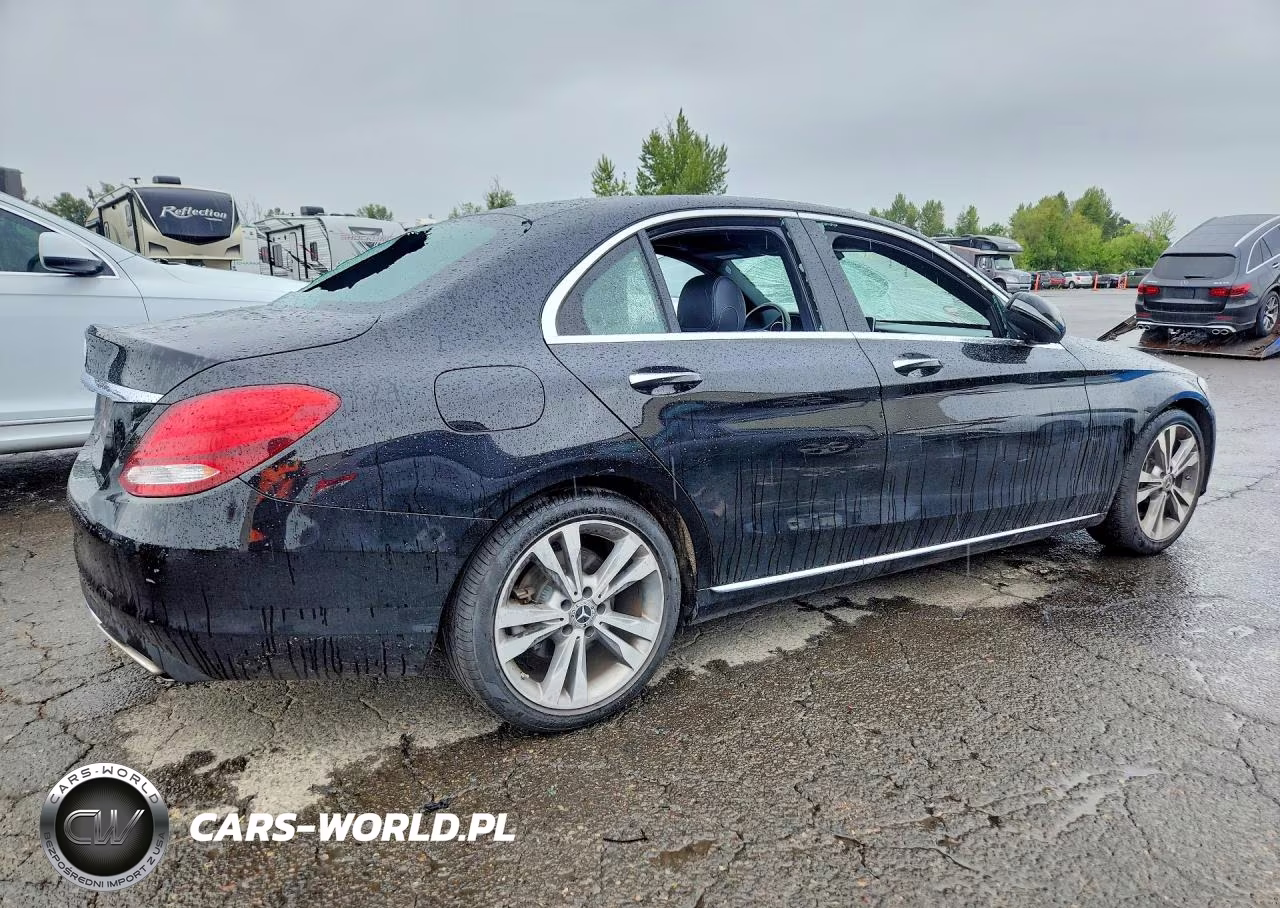 2018 Mercedes-Benz C 300 VIN:WDDWF4JB1JR402239 - 3