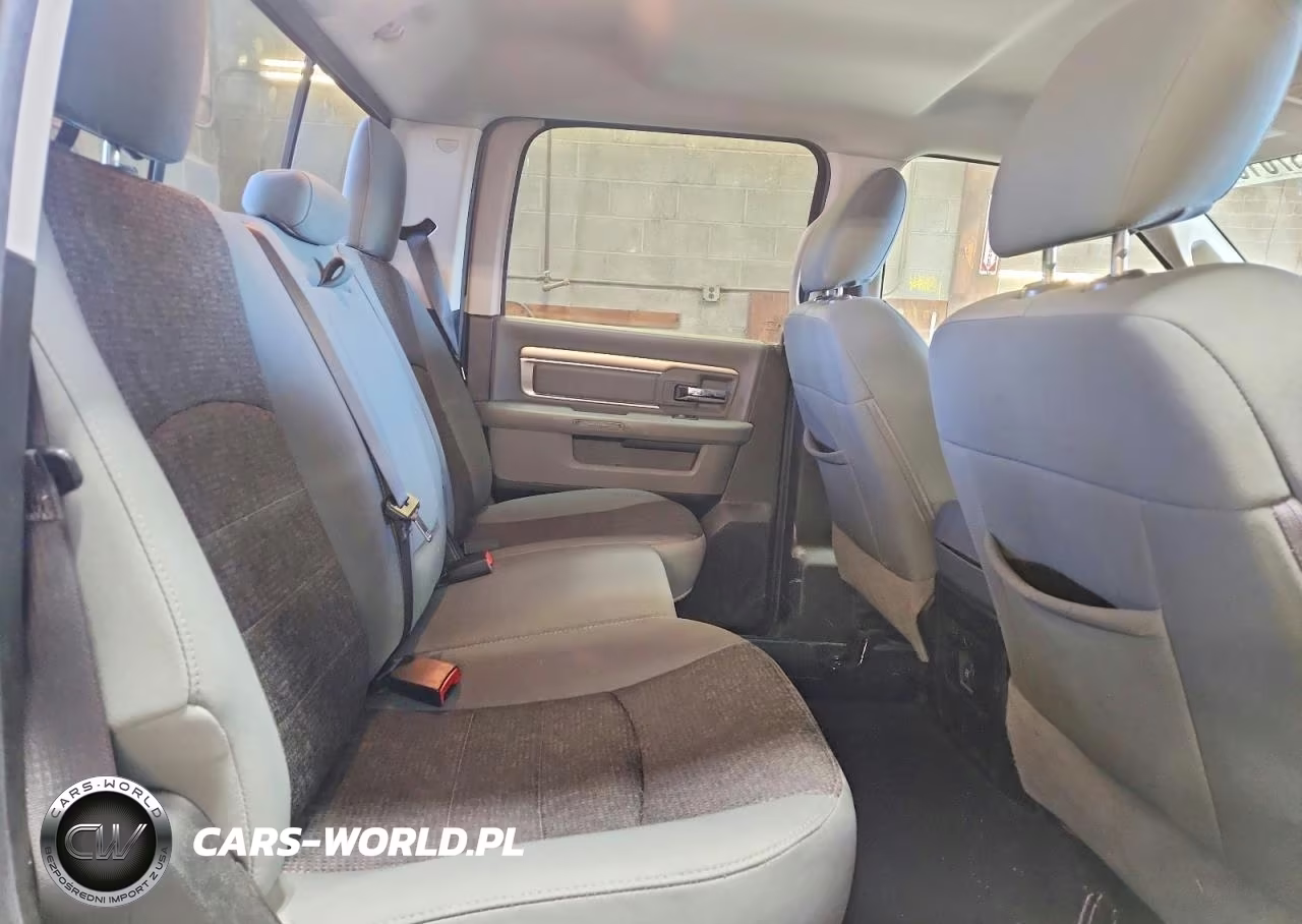 2019 Ram 1500 Classic Slt VIN:1C6RR7TT2KS637577 - 10