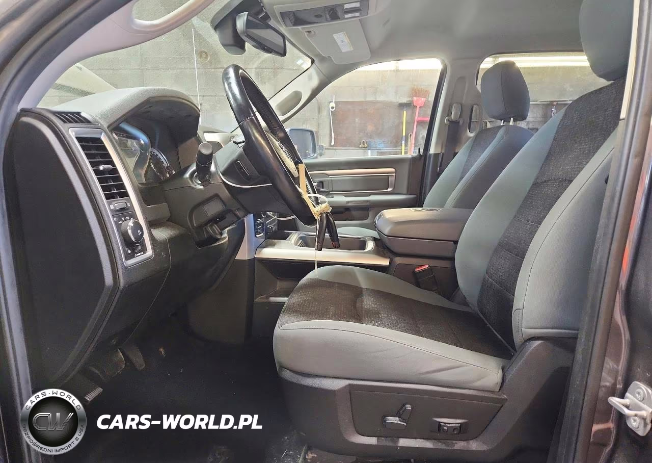 2019 Ram 1500 Classic Slt VIN:1C6RR7TT2KS637577 - 7