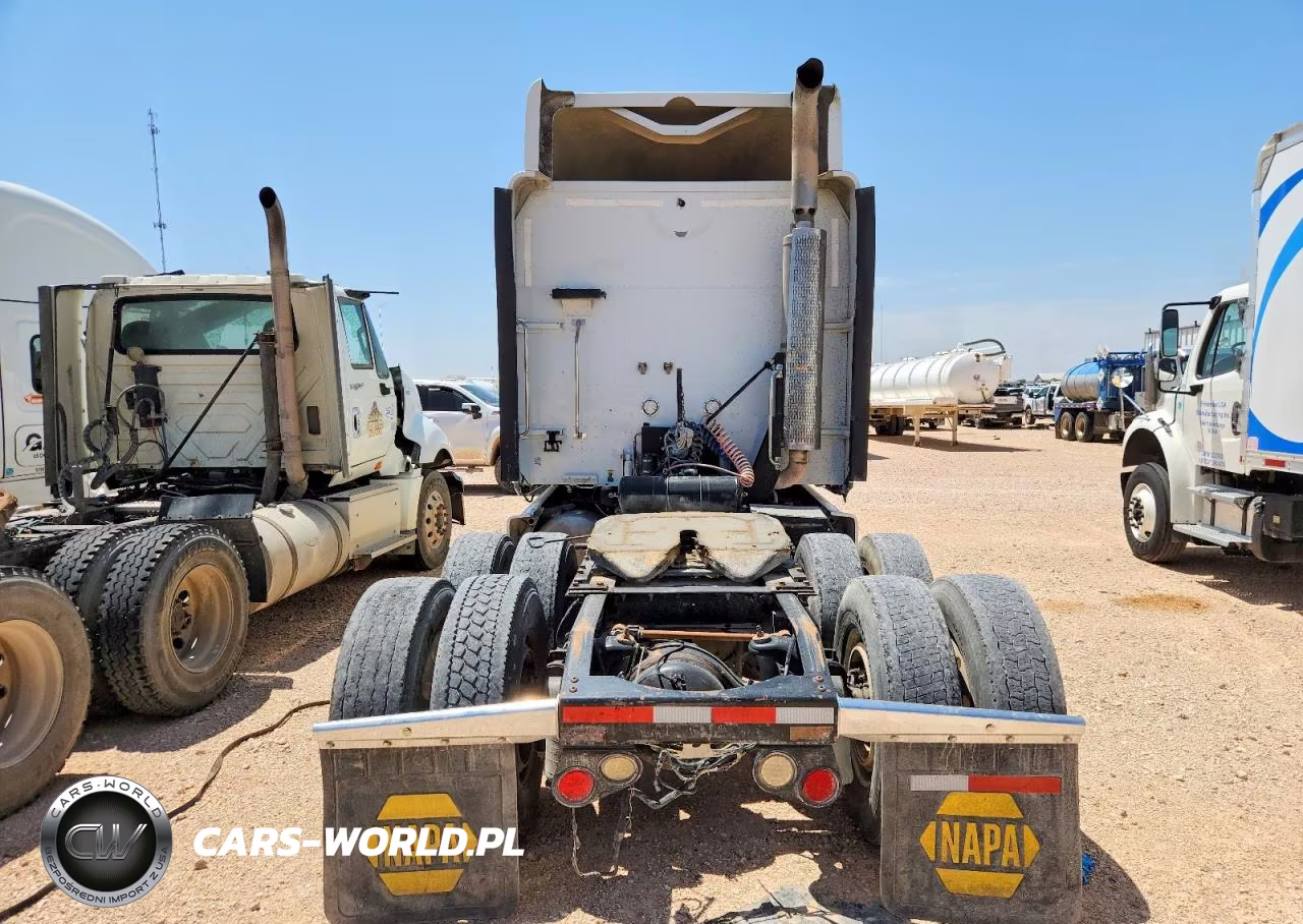 2010 Peterbilt 386 VIN:1XPHD49X5AD101753 - 6