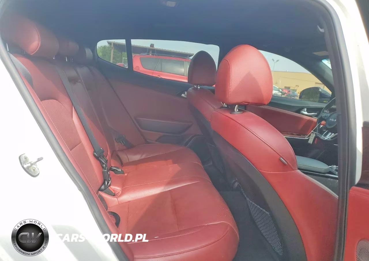 2022 Kia Stinger Gt Line VIN:KNAE35LD9N6116629 - 10