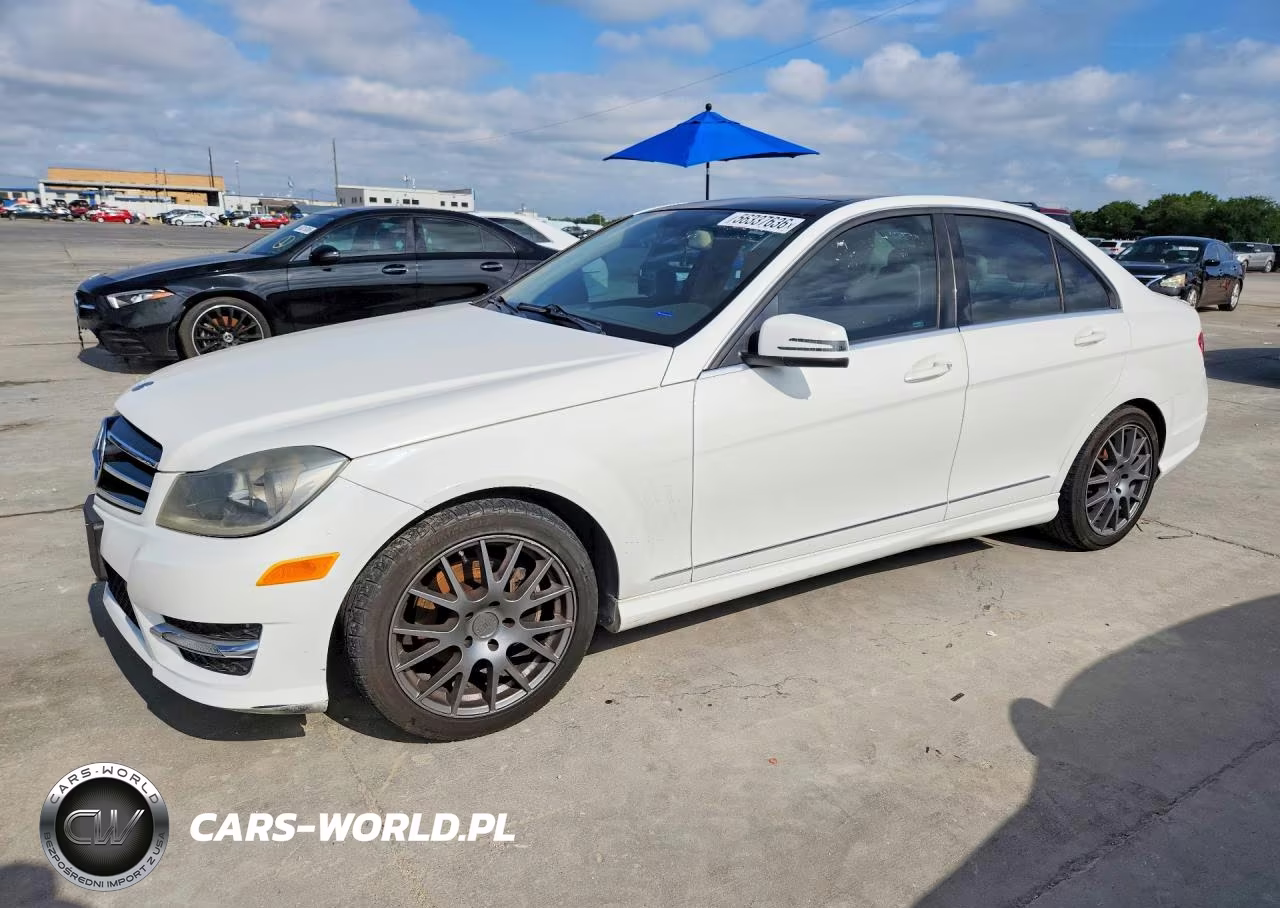 2014 Mercedes-Benz C 250