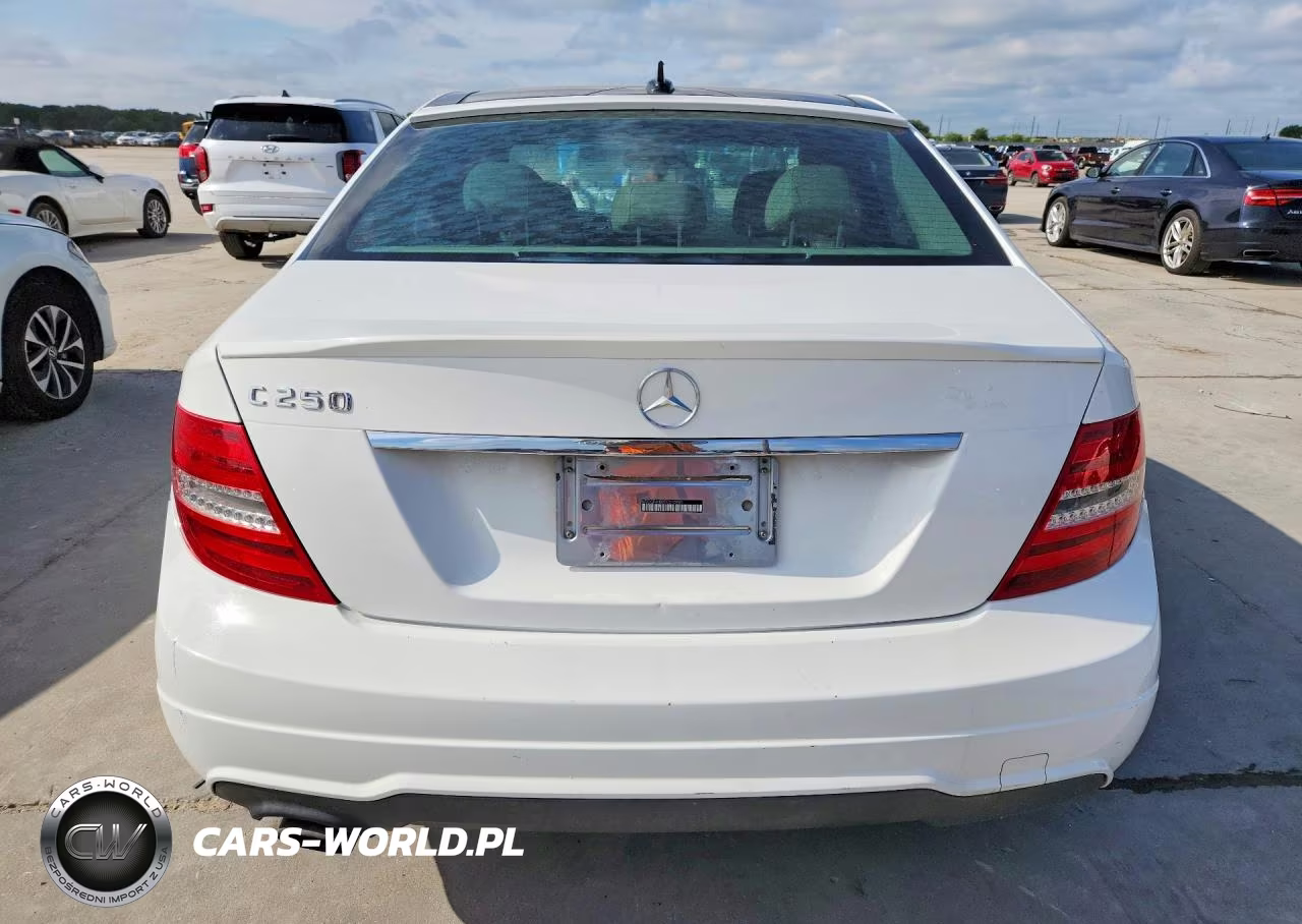 2014 Mercedes-Benz C 250 VIN:WDDGF4HB2EG210985 - 6