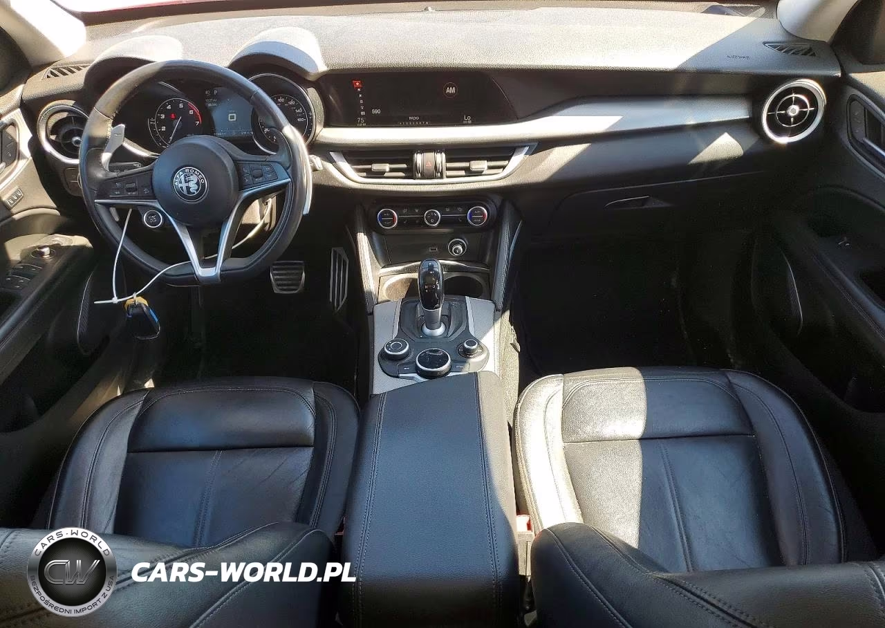 2018 Alfa Romeo Stelvio Sport VIN:ZASFAKPN4J7B70852 - 8