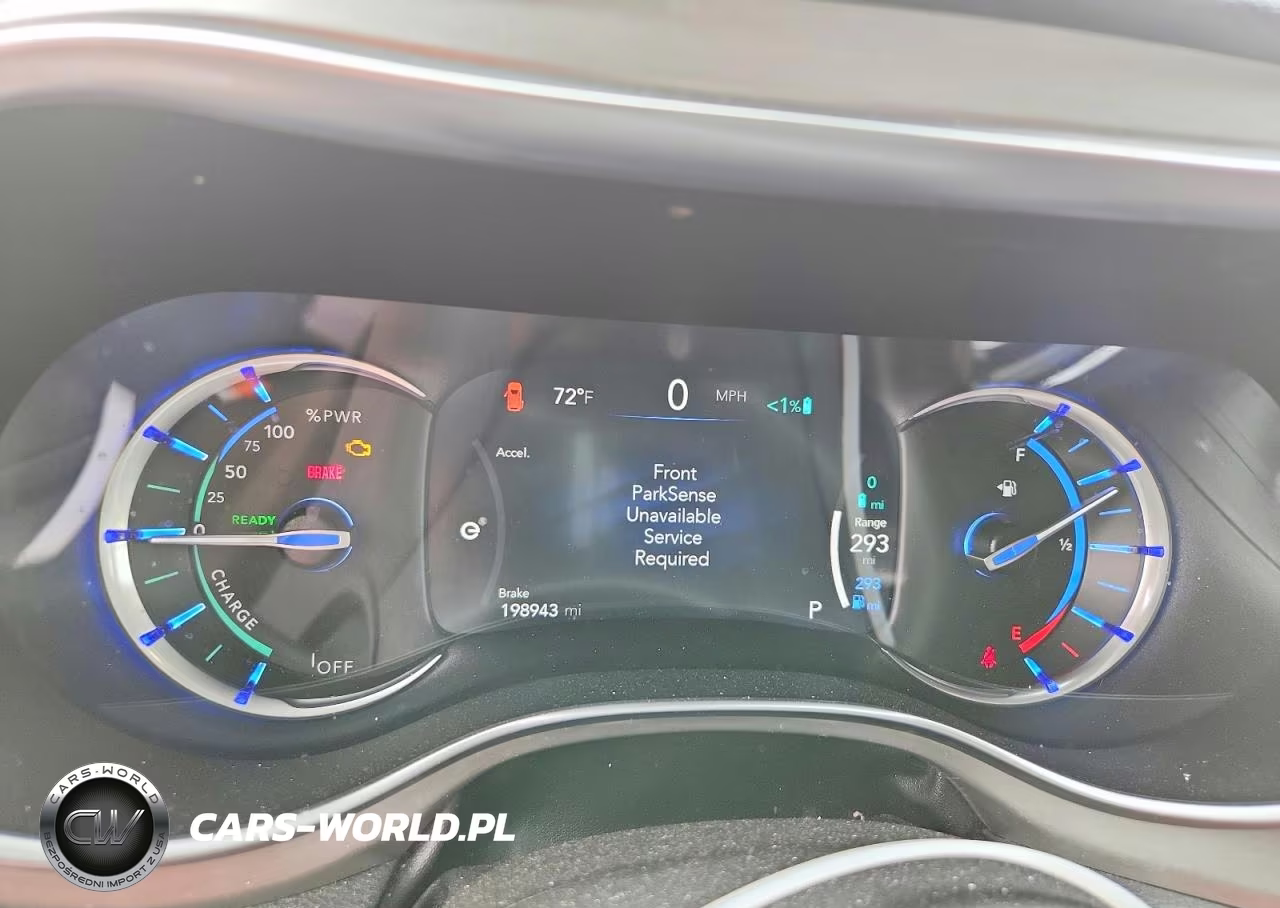 2021 Chrysler Pacifica Hybrid Limited VIN:2C4RC1S7XMR568850 - 9