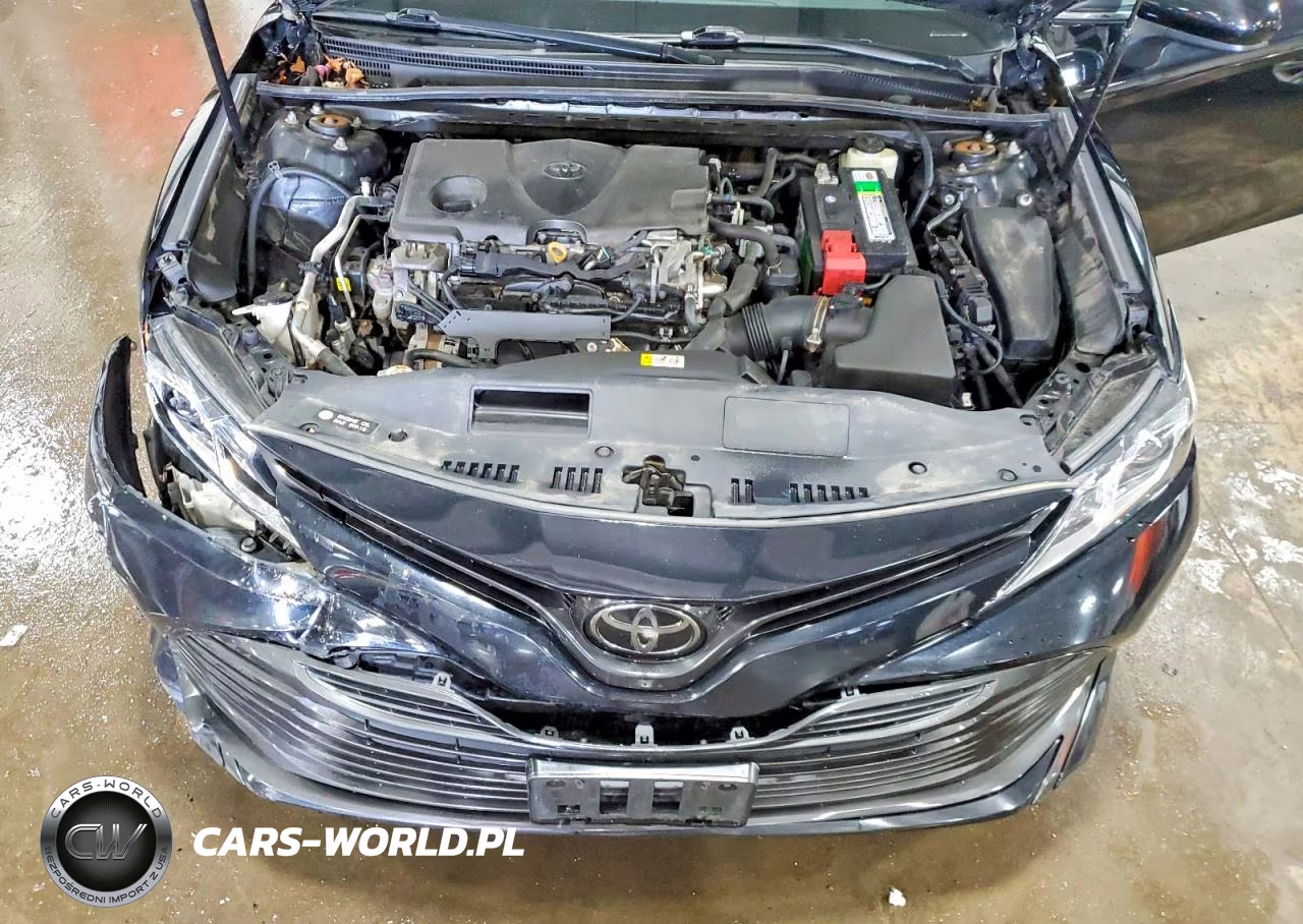 2018 Toyota Camry Le VIN:4T1B11HK3JU098142 - 11