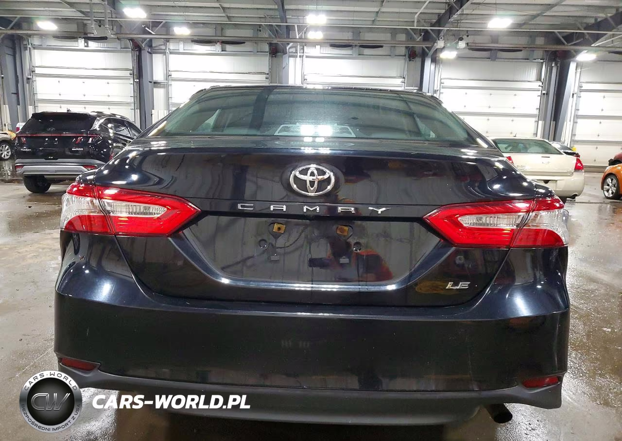 2018 Toyota Camry Le VIN:4T1B11HK3JU098142 - 6