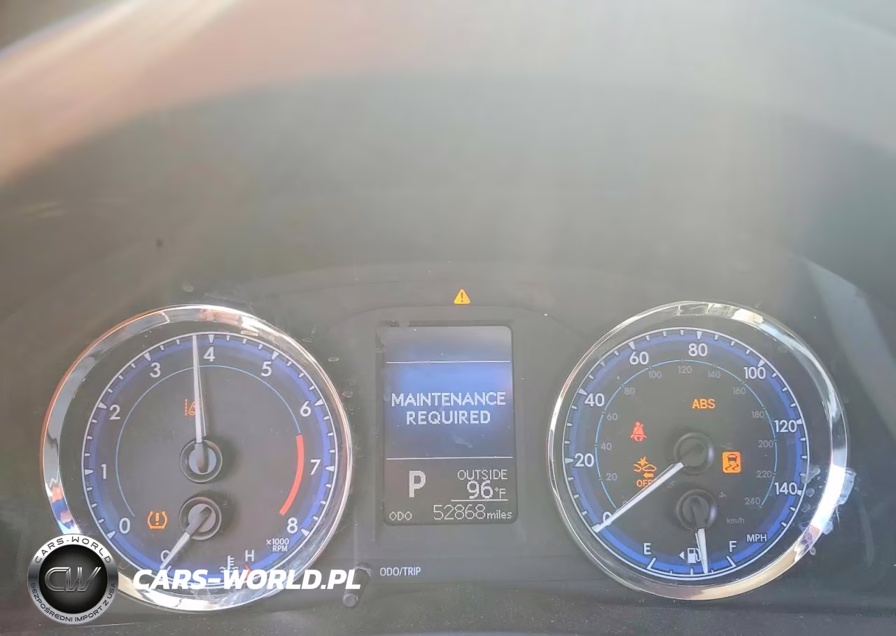 2017 Toyota Corolla Le VIN:5YFBURHE2HP692362 - 9