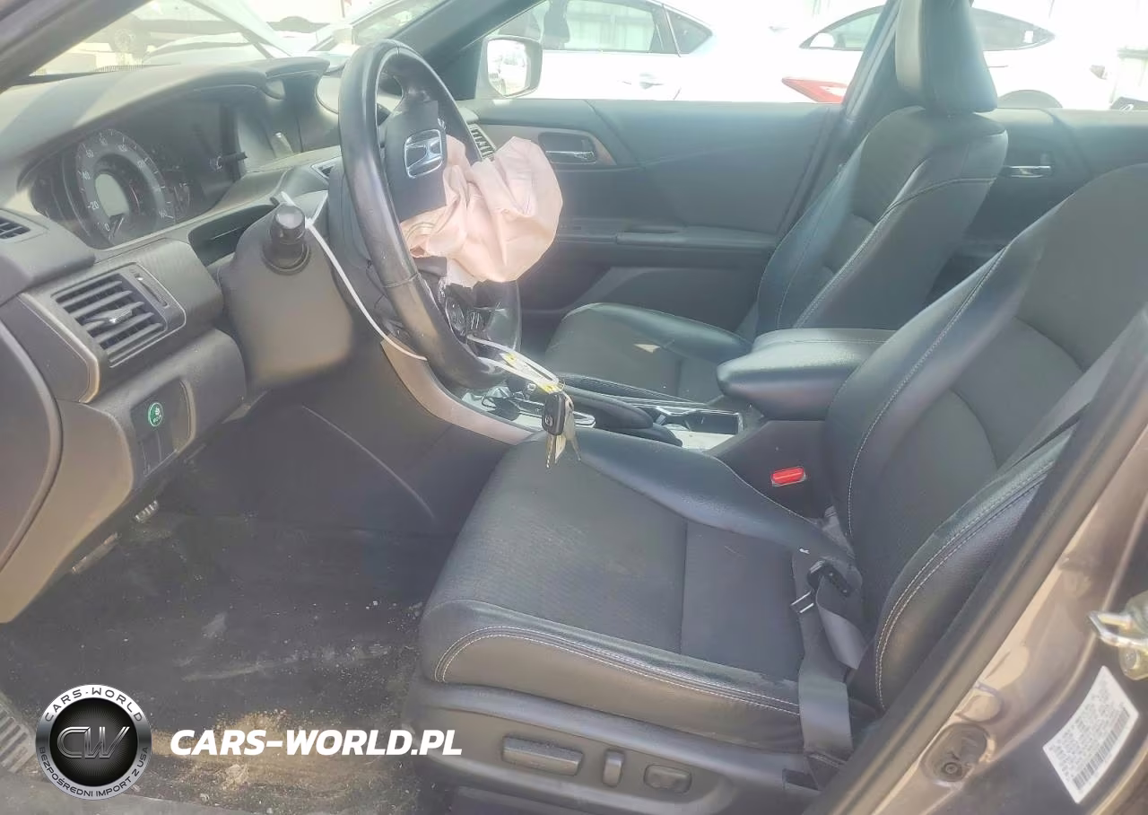 2017 Honda Accord Sport VIN:1HGCR2F52HA136896 - 7