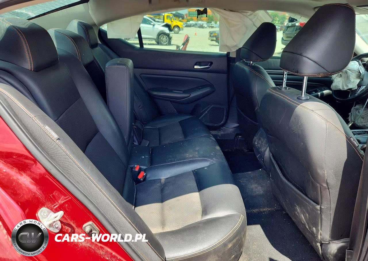 2019 Nissan Altima Sr VIN:1N4BL4CW5KC218126 - 10