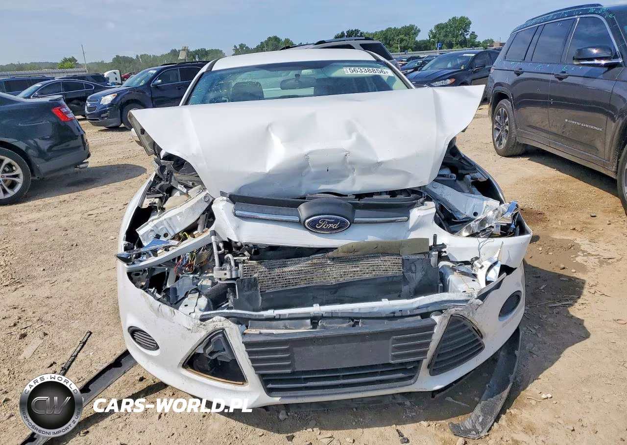 2014 Ford Focus Se VIN:1FADP3F25EL112358 - 5