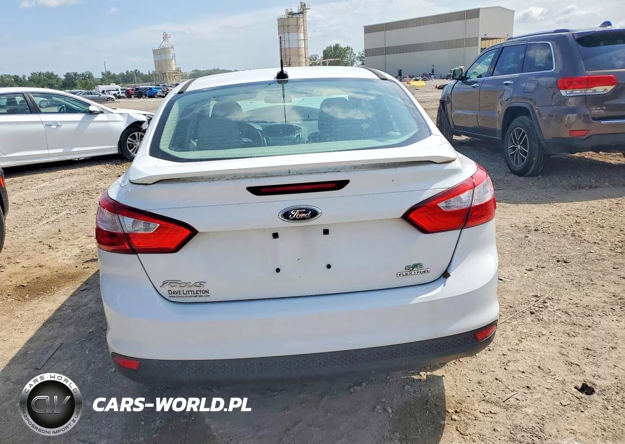 2014 Ford Focus Se VIN:1FADP3F25EL112358 - 6