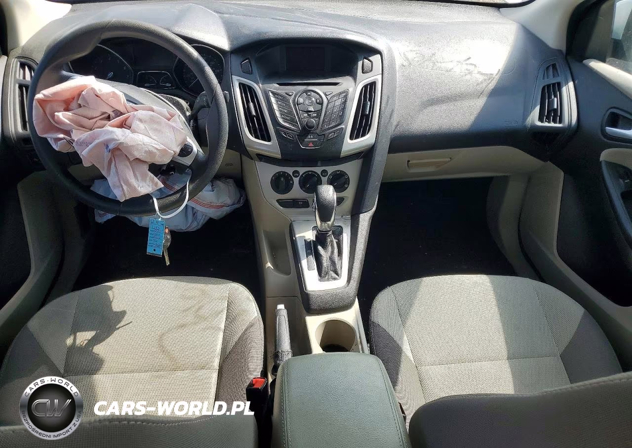 2014 Ford Focus Se VIN:1FADP3F25EL112358 - 8