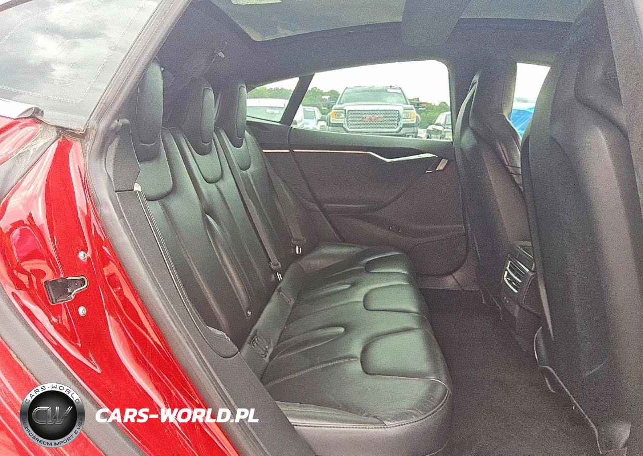 2016 Tesla Model S VIN:5YJSA1E26GF160840 - 10