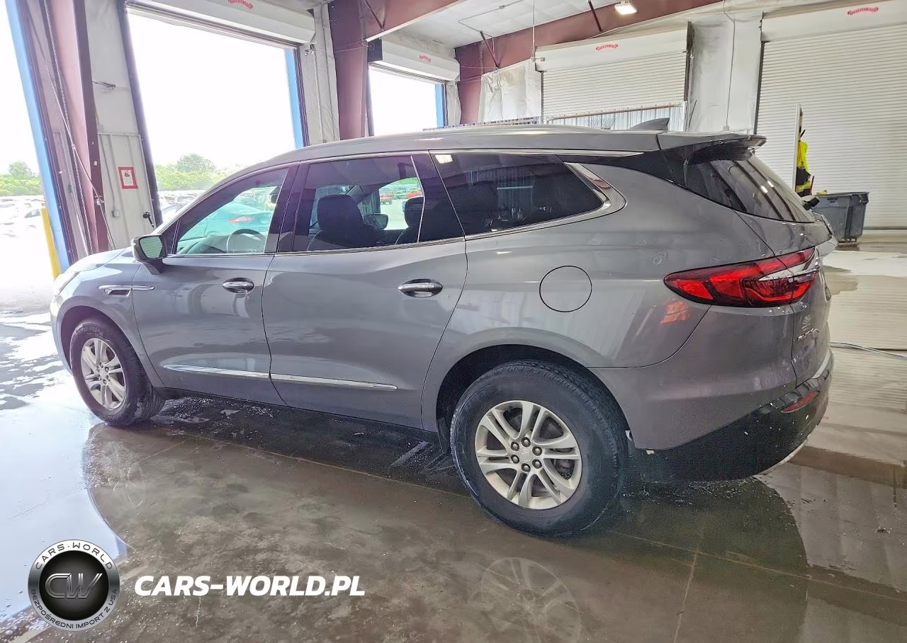 2018 Buick Enclave Essence VIN:5GAERBKW4JJ193517 - 2