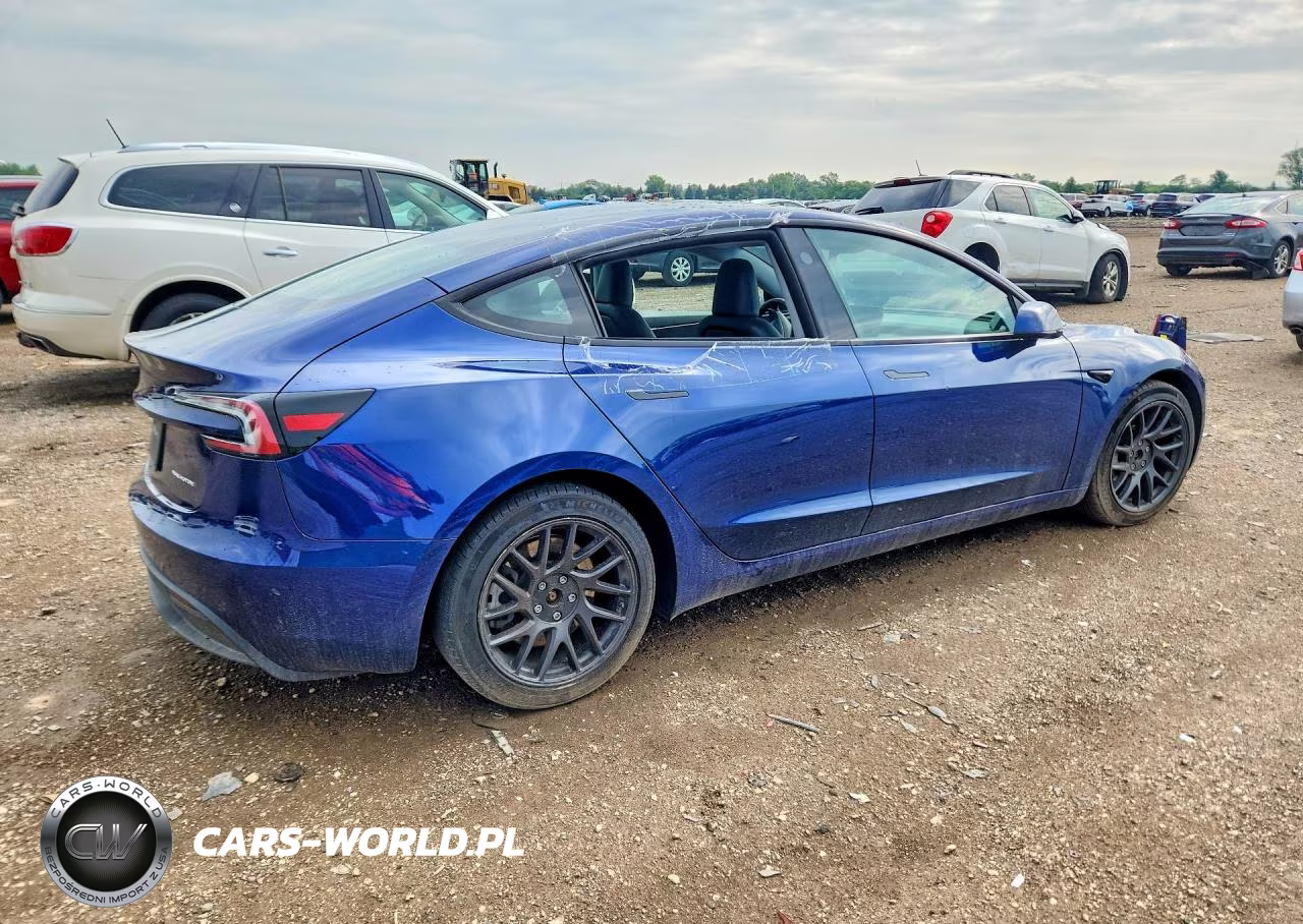 2024 Tesla Model 3 VIN:5YJ3E1EB4RF755066 - 3