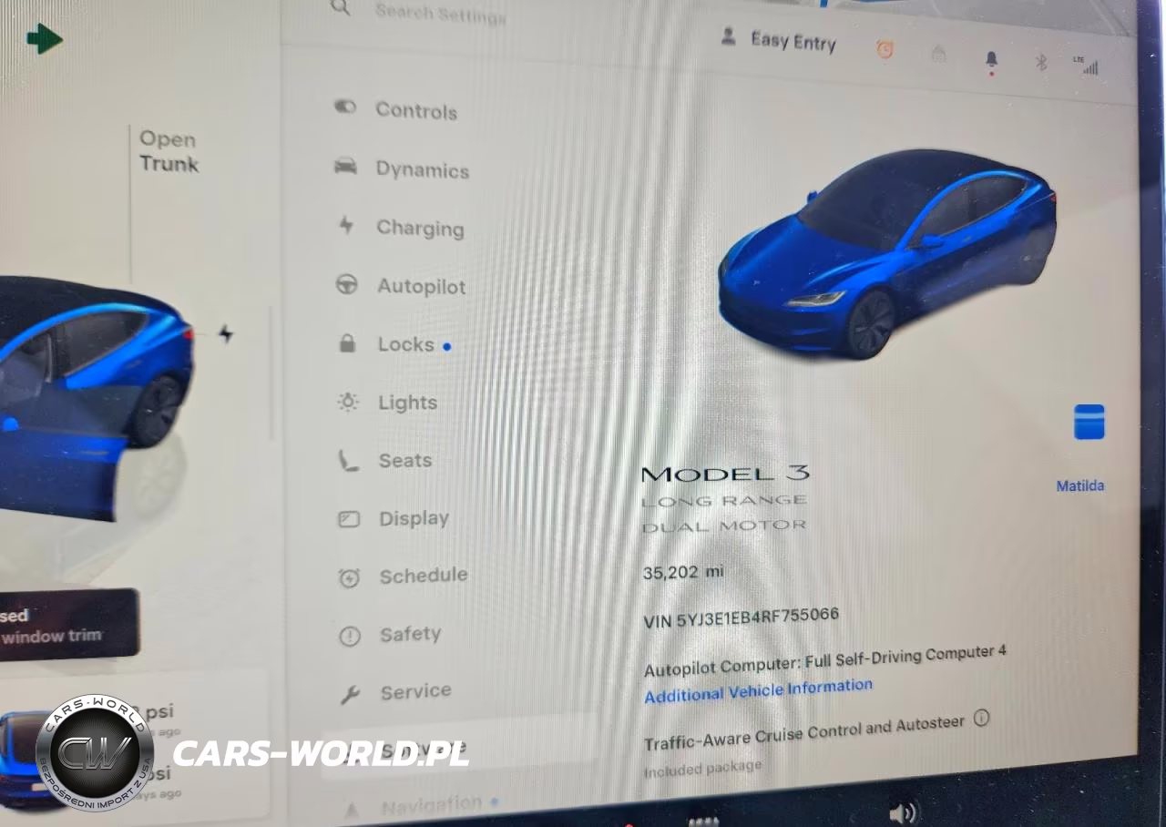 2024 Tesla Model 3 VIN:5YJ3E1EB4RF755066 - 9