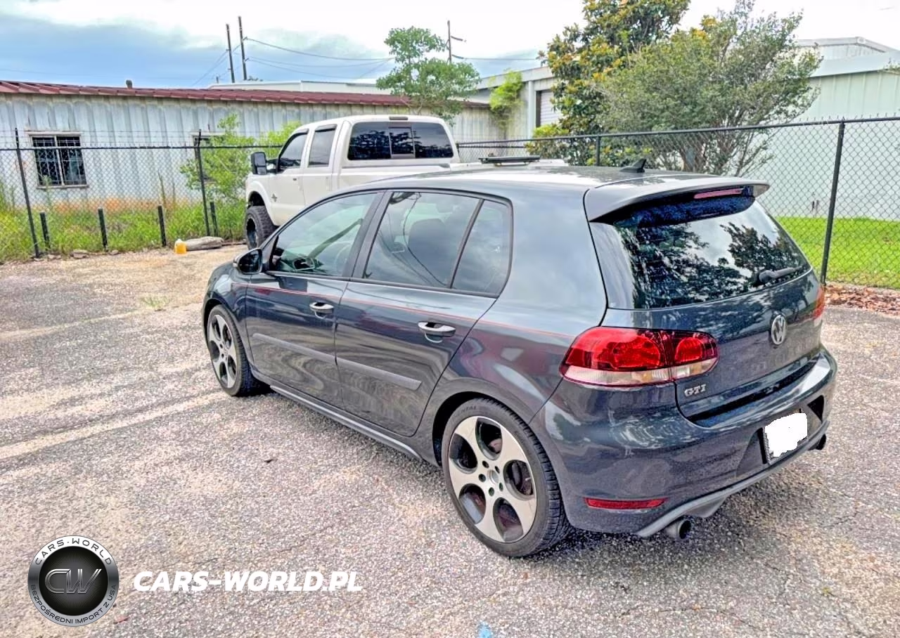 2011 Volkswagen Gti VIN:WVWHV7AJ1BW230585 - 3