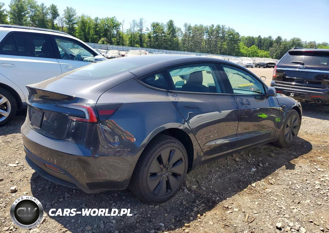 2026 Tesla Model 3 VIN:5YJ3E1EA1TF146385 - 3
