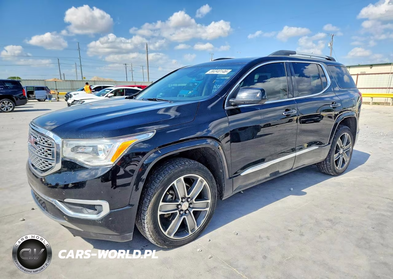 2017 GMC Acadia Denali – zdjęcie 1 z 13