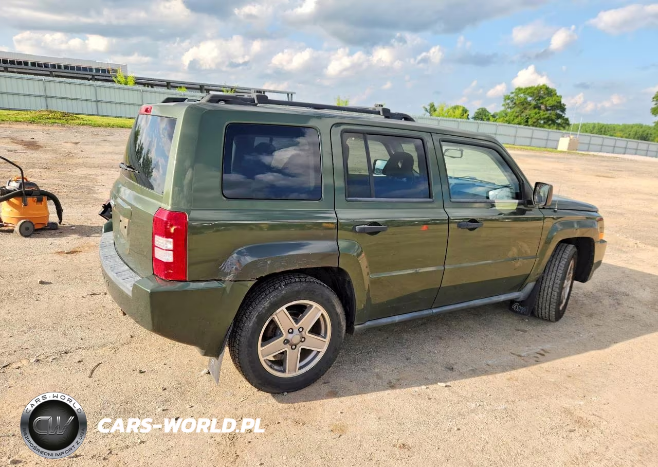 2007 Jeep Patriot Sport VIN:1J8FF28W87D418296 - 3