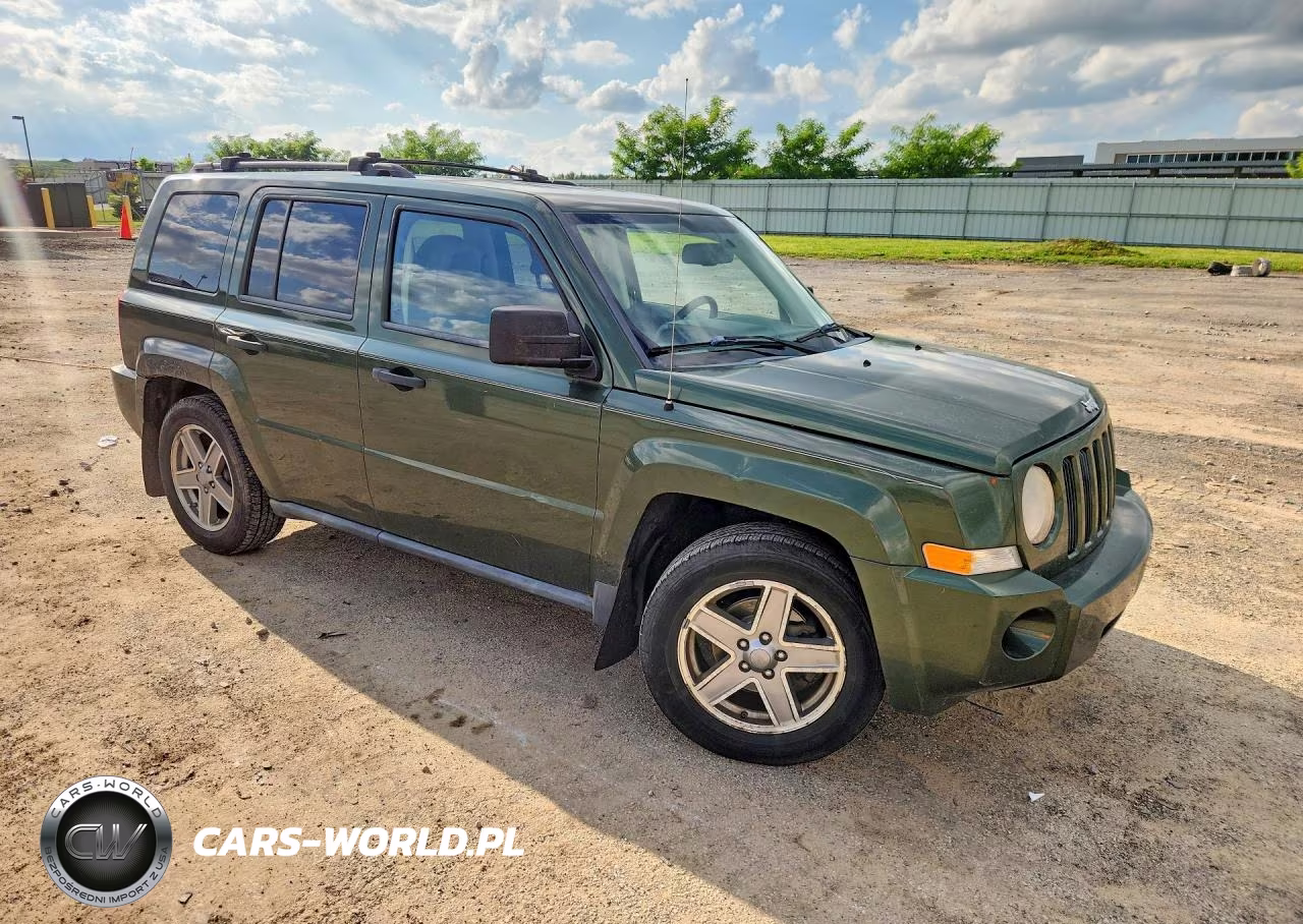2007 Jeep Patriot Sport VIN:1J8FF28W87D418296 - 4