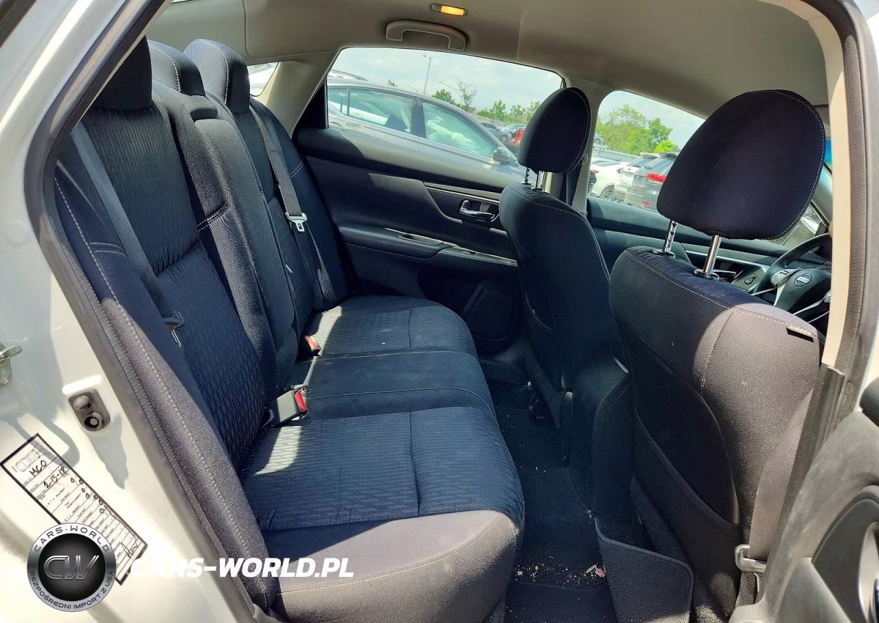 2018 Nissan Altima 2.5 S VIN:1N4AL3AP4JC188763 - 10