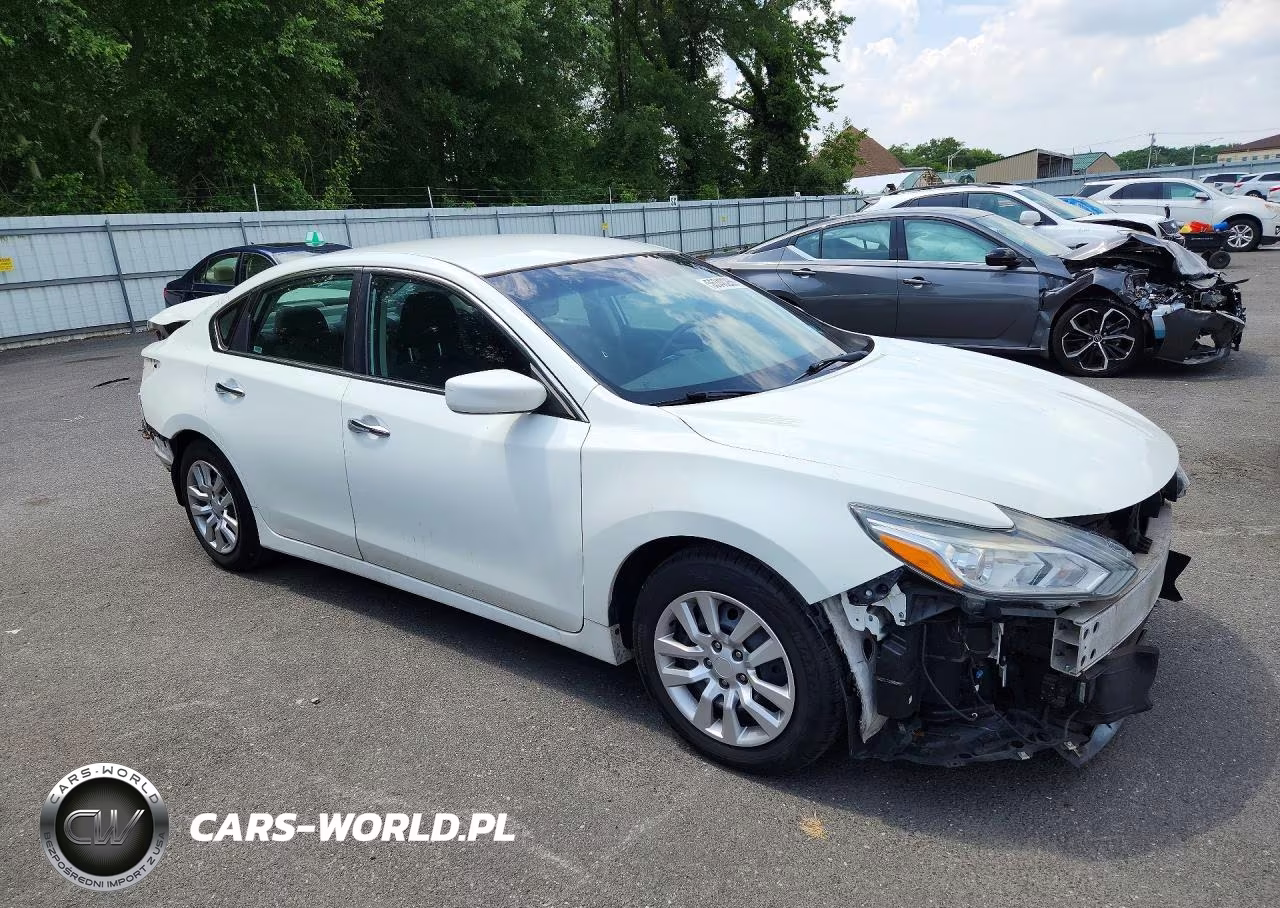 2018 Nissan Altima 2.5 S VIN:1N4AL3AP4JC188763 - 4