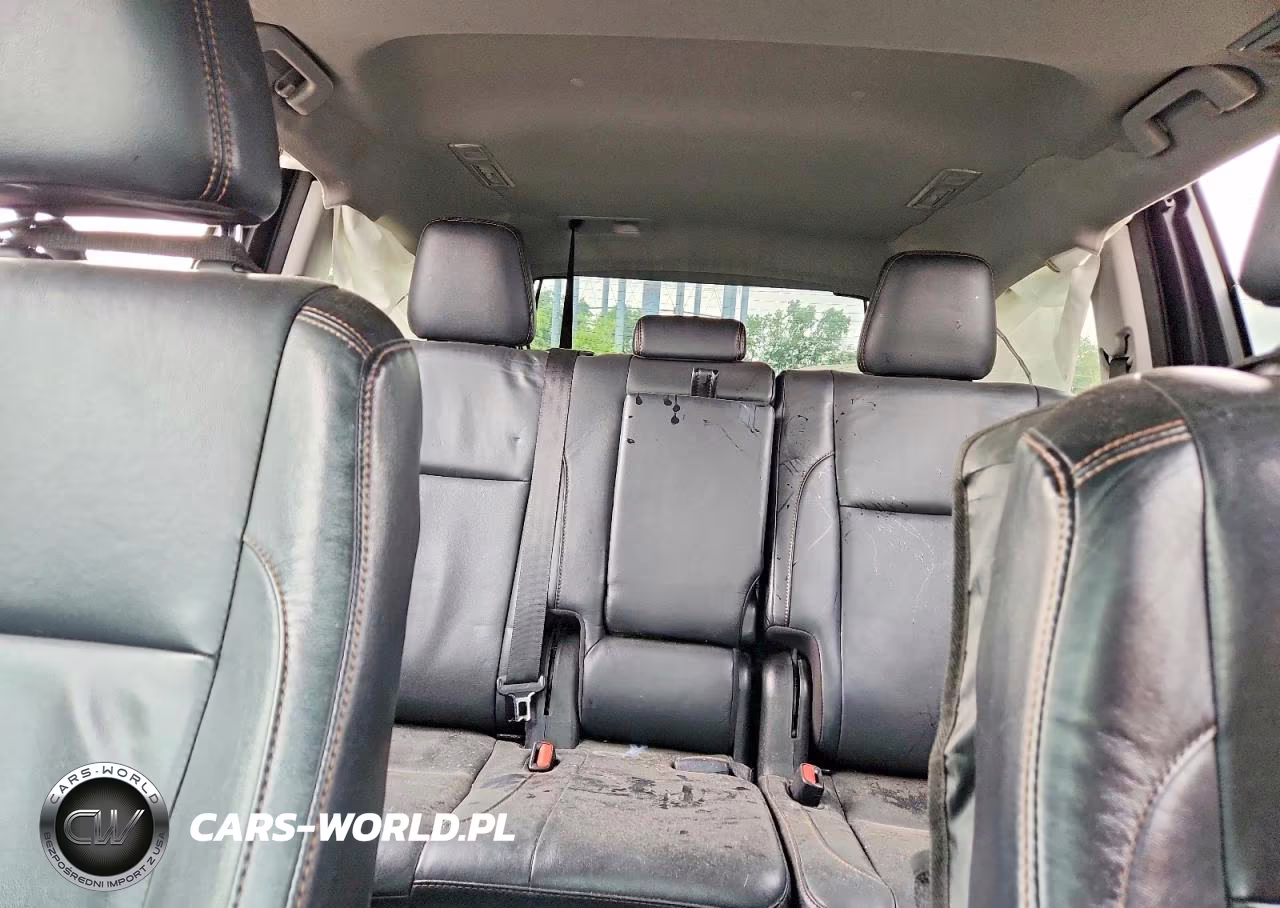 2018 Toyota Highlander VIN:5TDJZRFH5JS541300 - 10