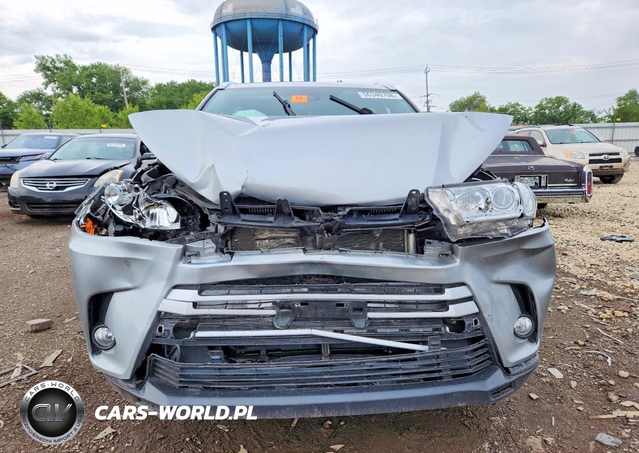 2018 Toyota Highlander VIN:5TDJZRFH5JS541300 - 5