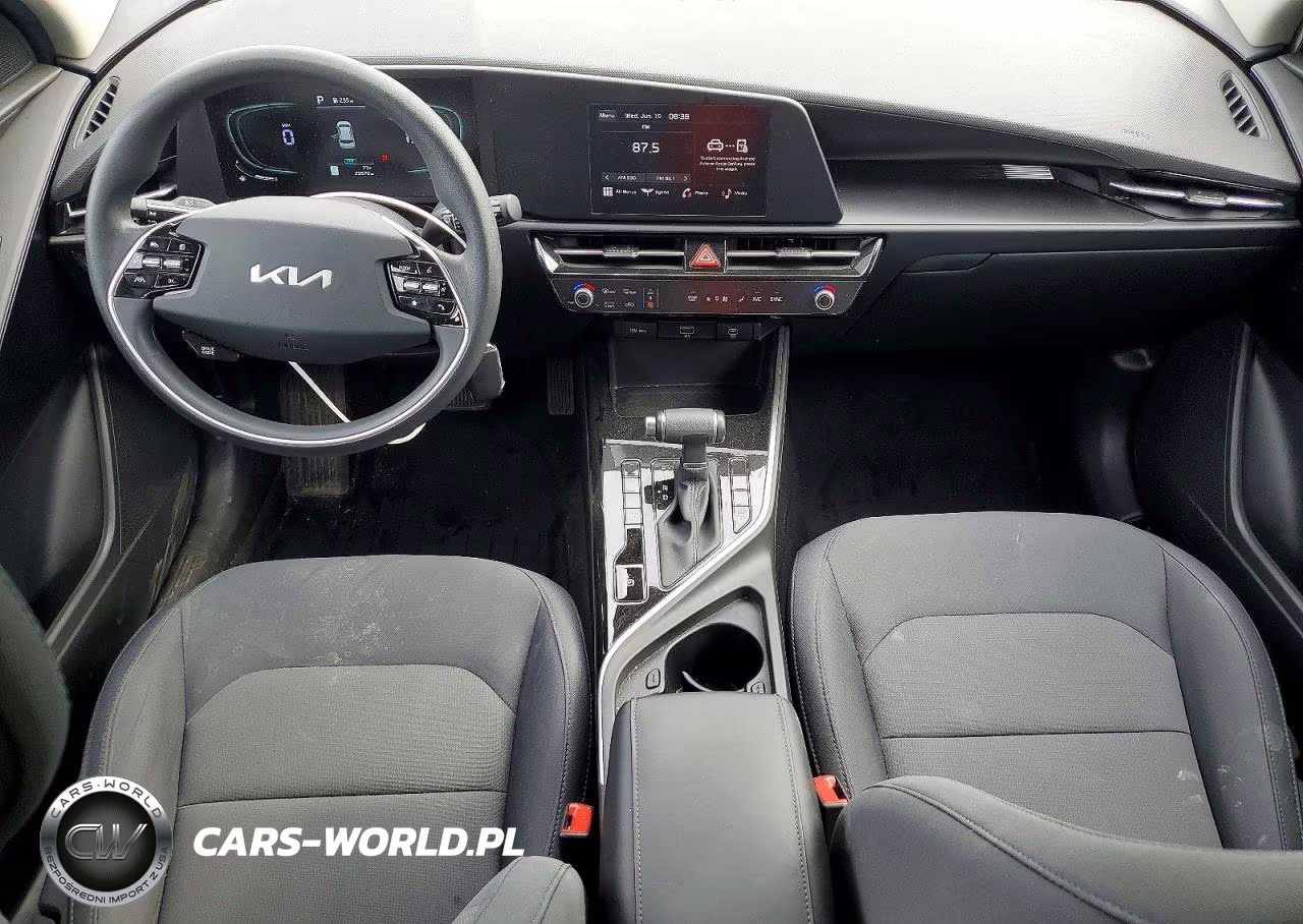 2023 Kia Niro Lx VIN:KNDCP3LE5P5061164 - 8