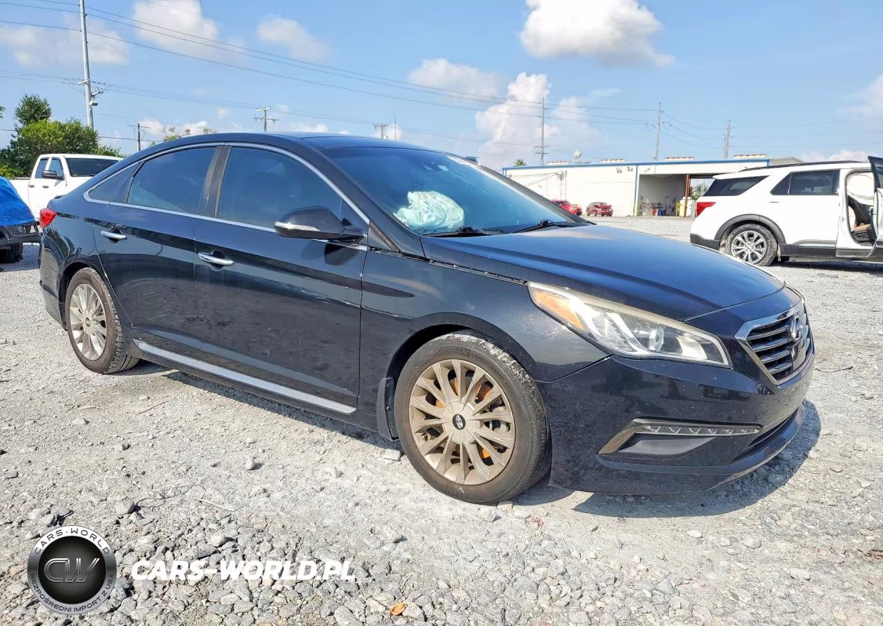 2015 Hyundai Sonata Limited VIN:5NPE34AF9FH144391 - 4