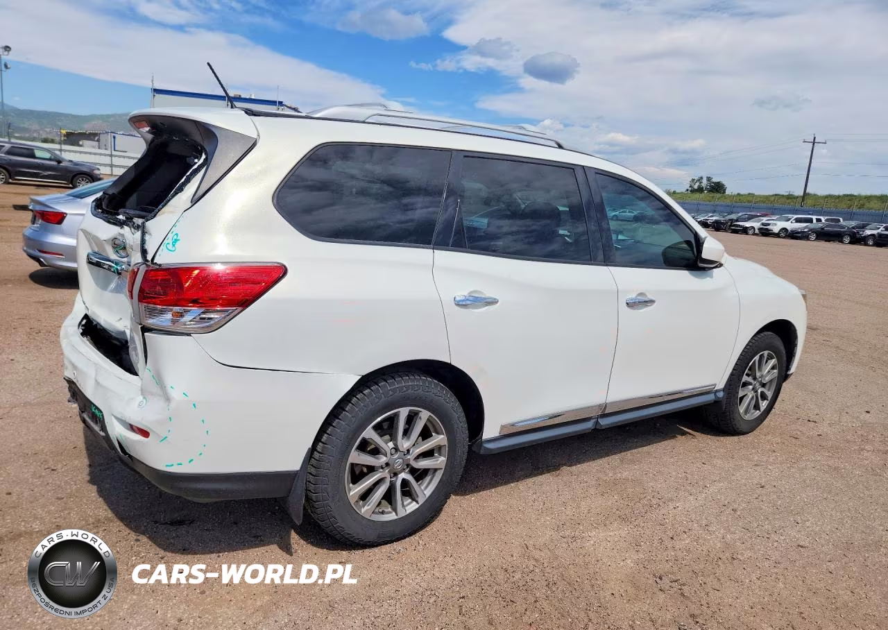 2013 Nissan Pathfinder S VIN:5N1AR2MM0DC617840 - 3